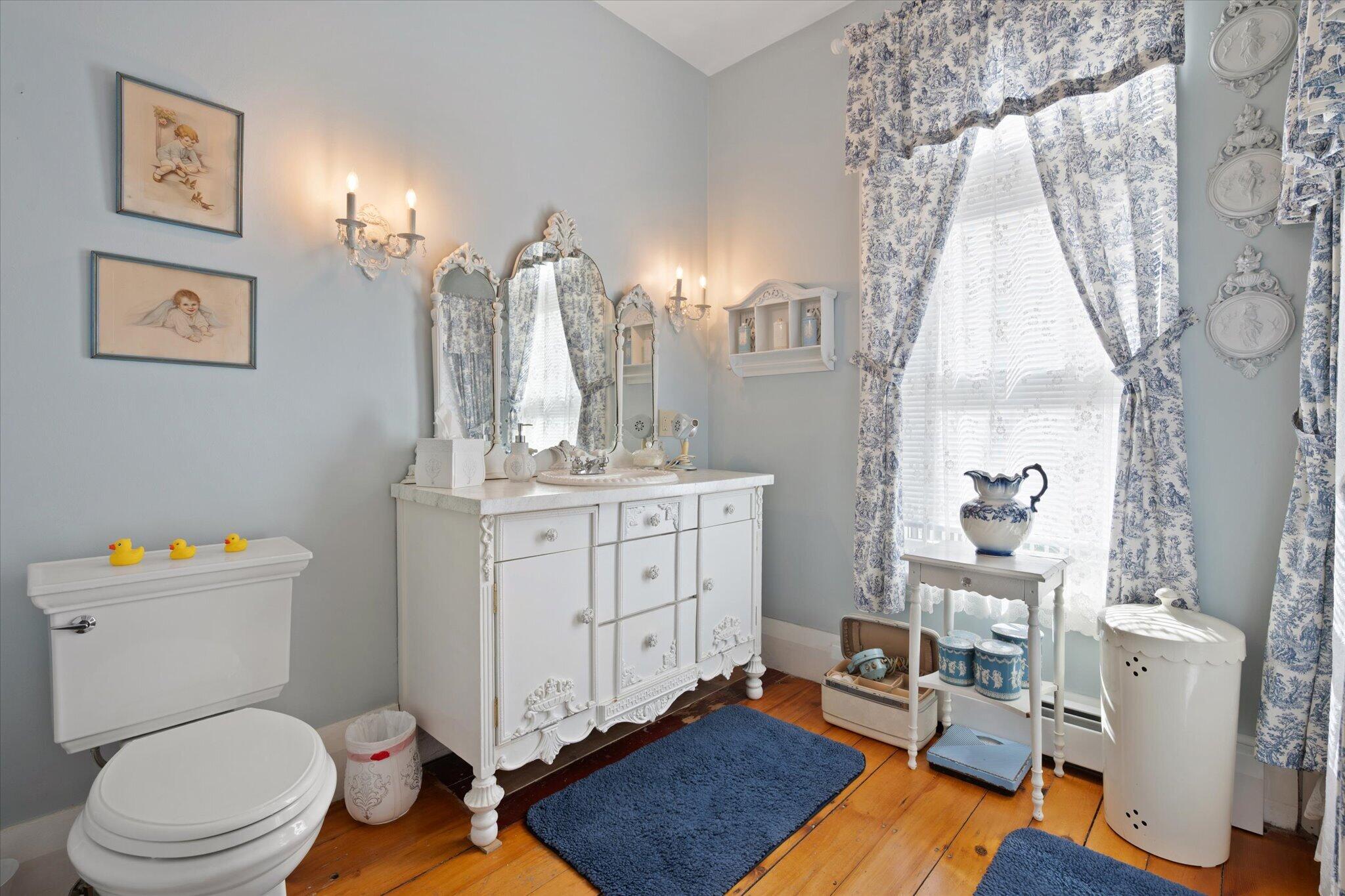 main property photo 70