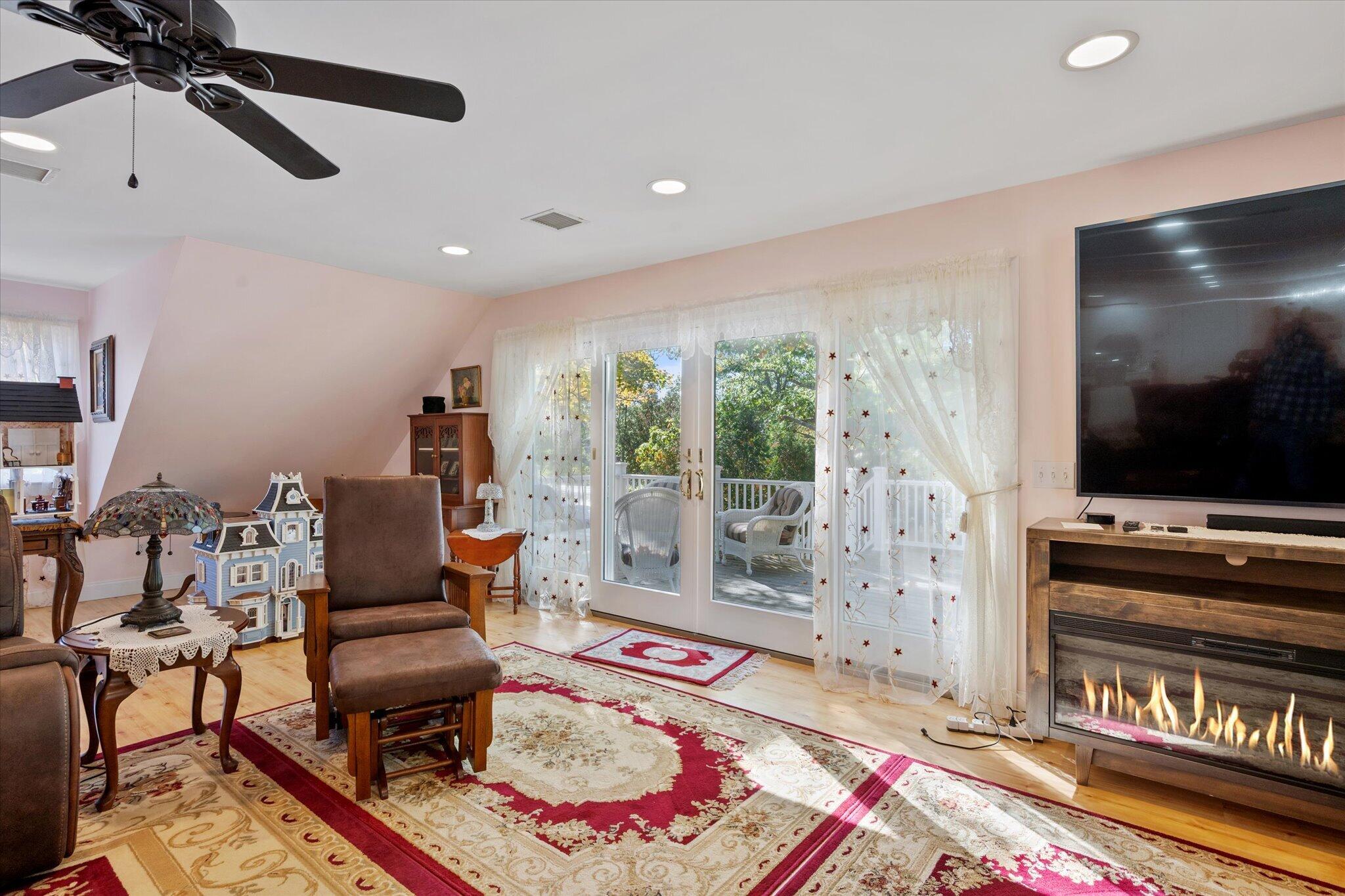 main property photo 98