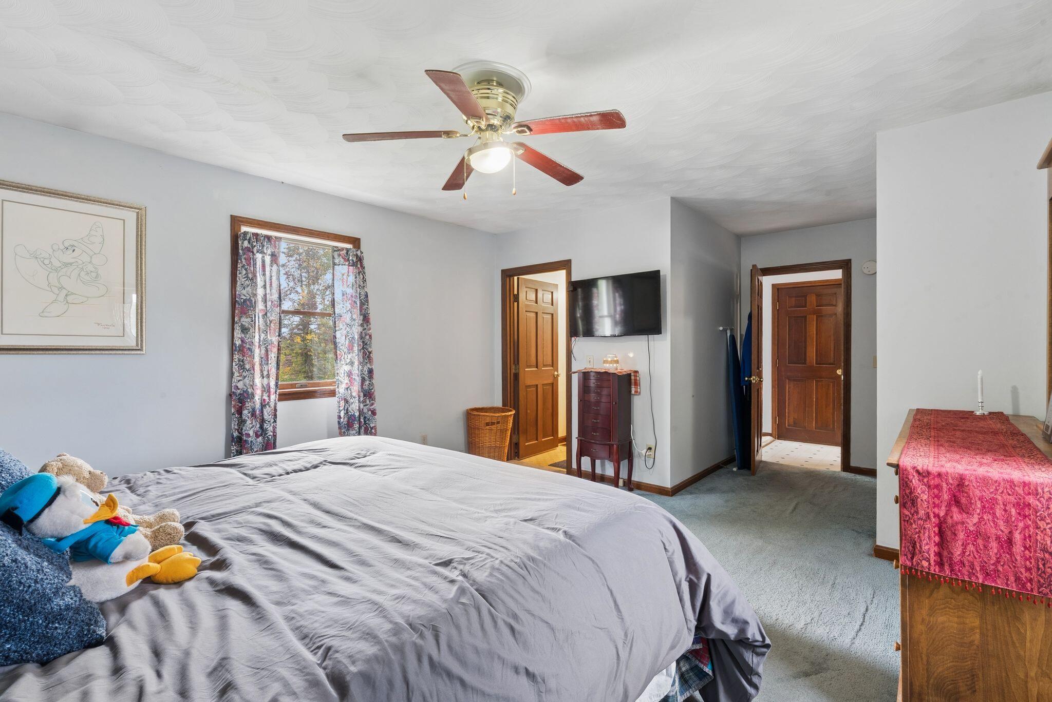 main property photo 21