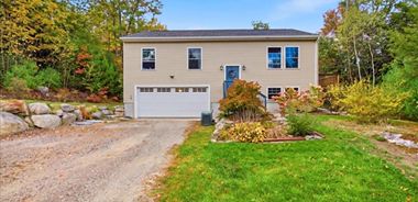 image of property with 3 Bed | 2 Bath | 1,560 Sqft