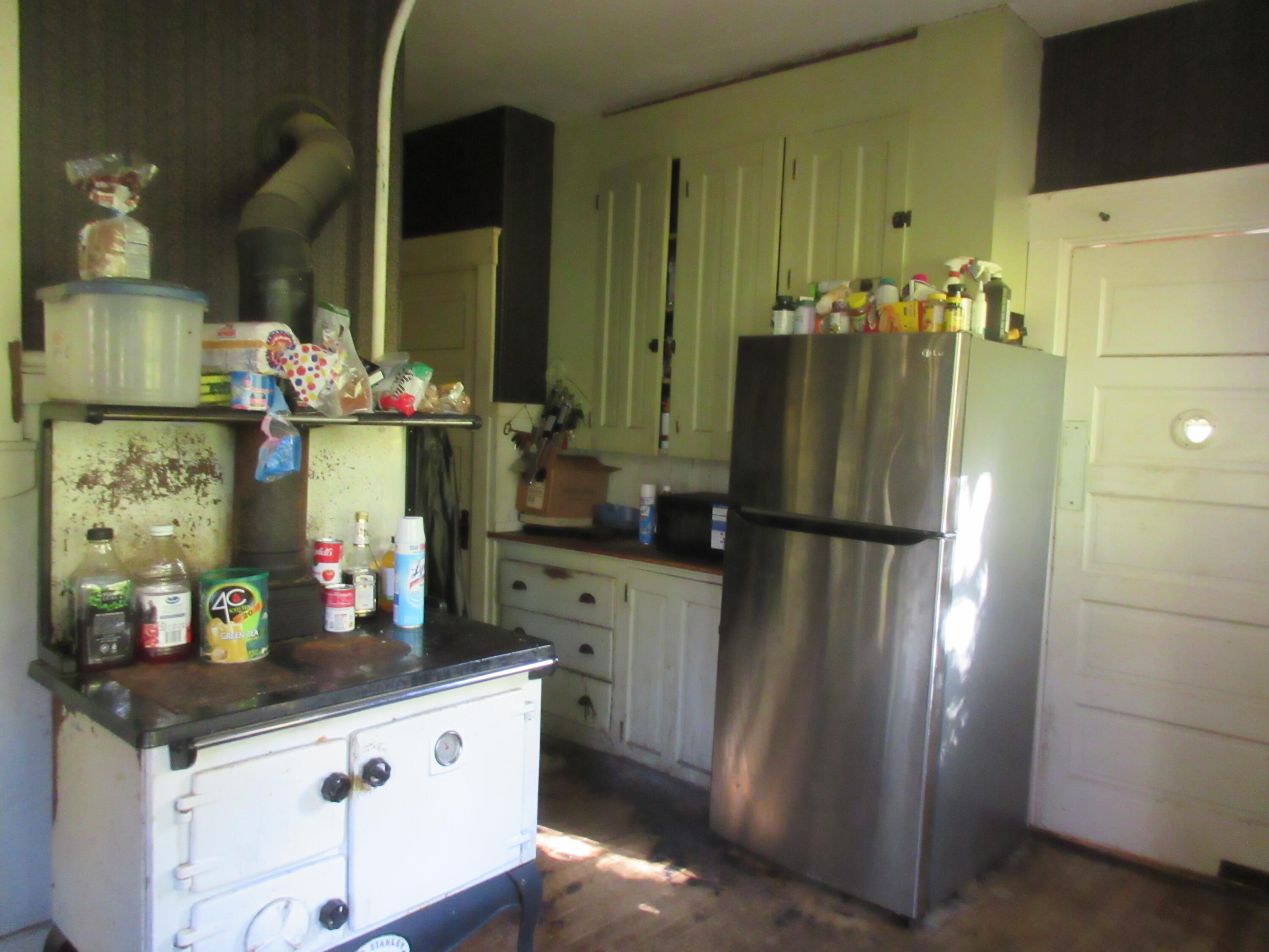 main property photo 13