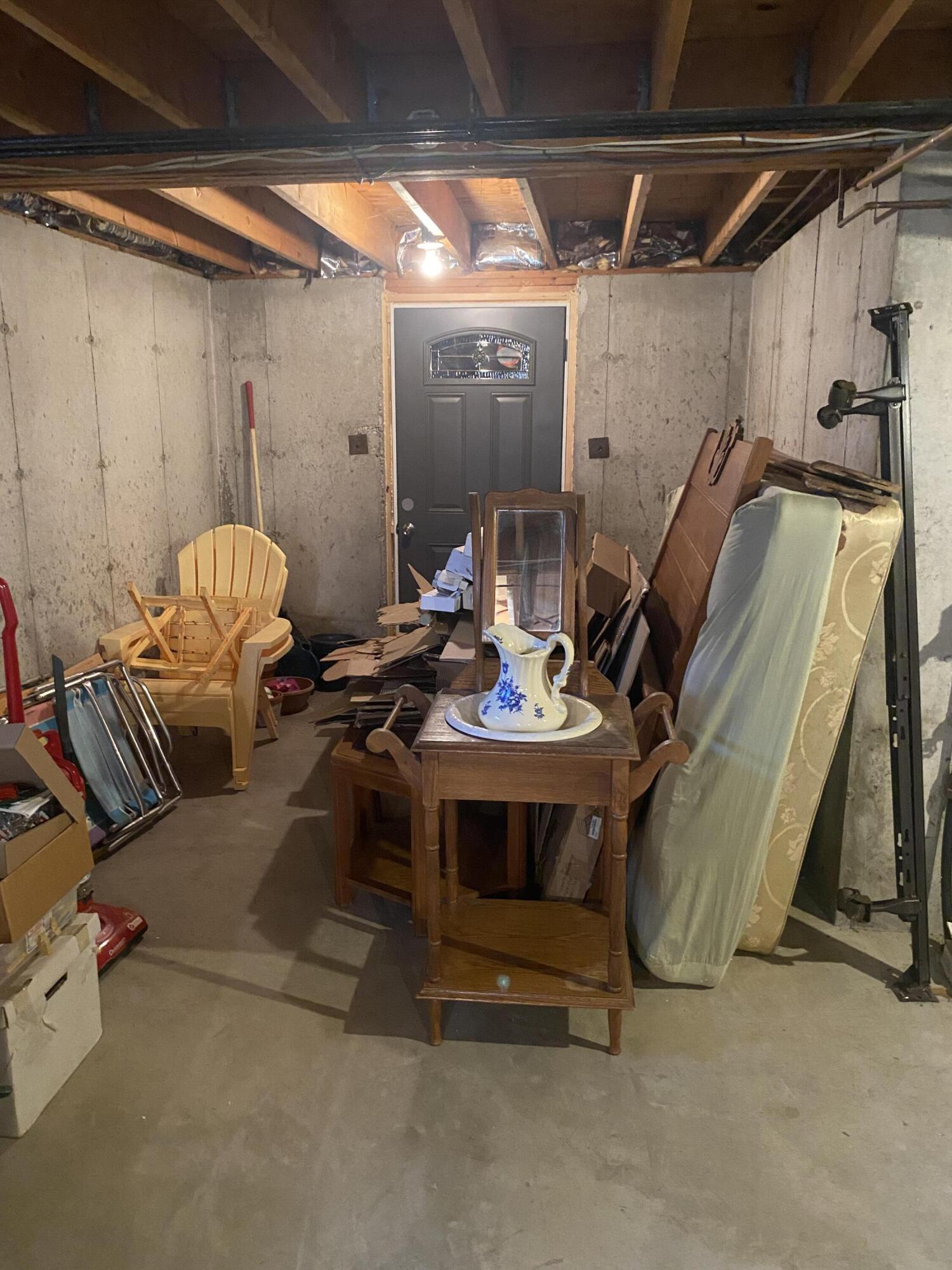 main property photo 74
