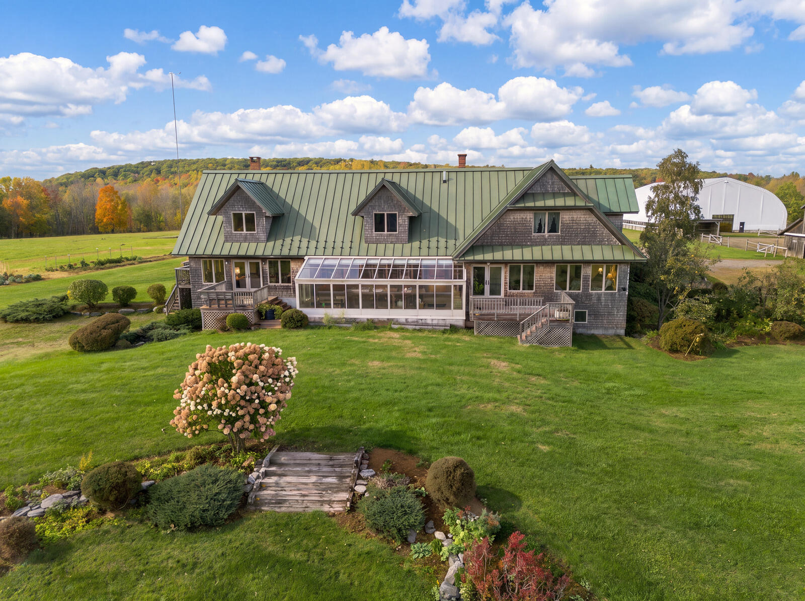 main property photo 4