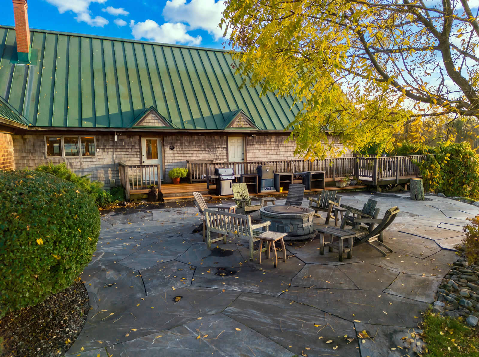 main property photo 8