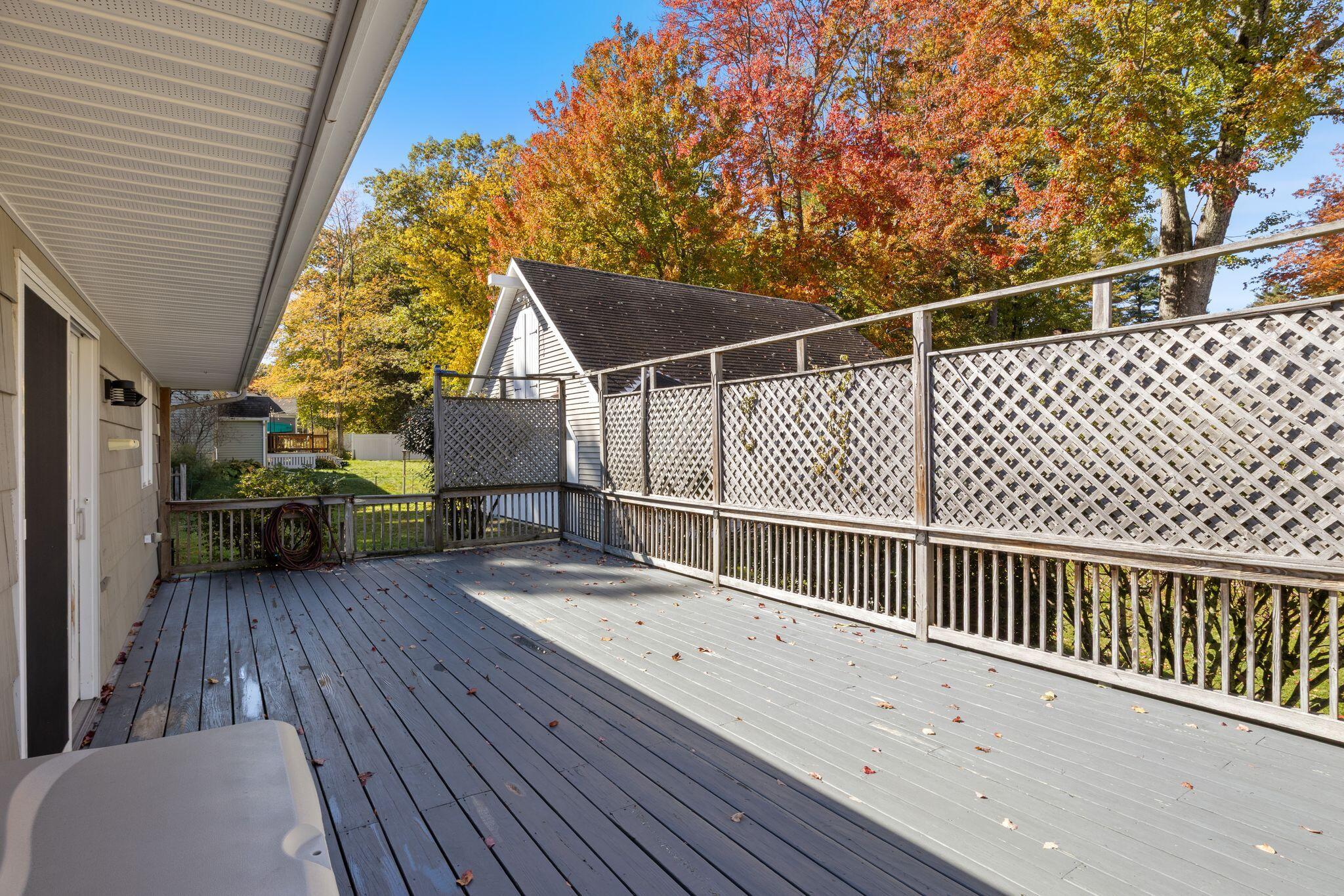 main property photo 32