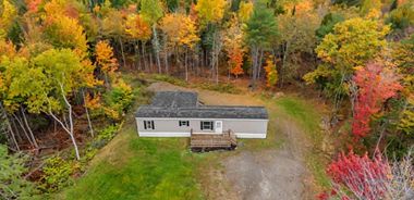 image of property with 3 Bed | 2 Bath | 1,195 Sqft