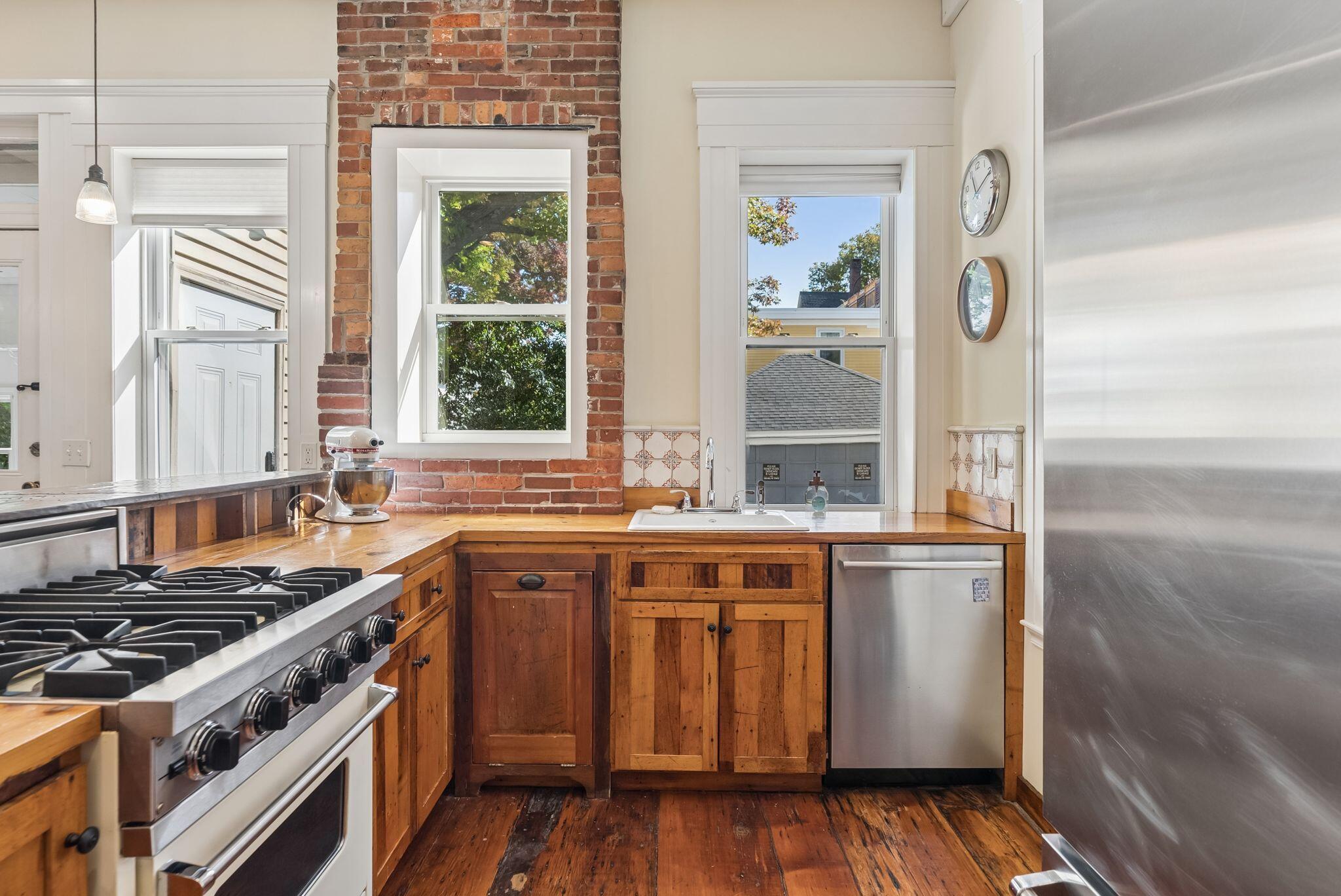 main property photo 65