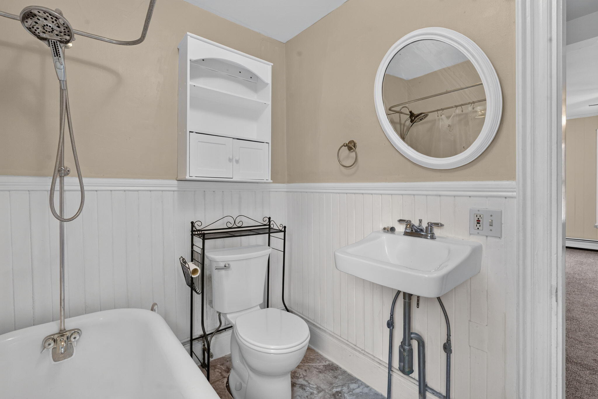 main property photo 35