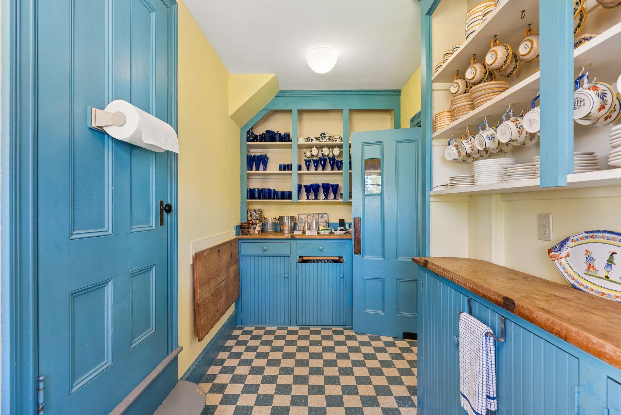 main property photo 46