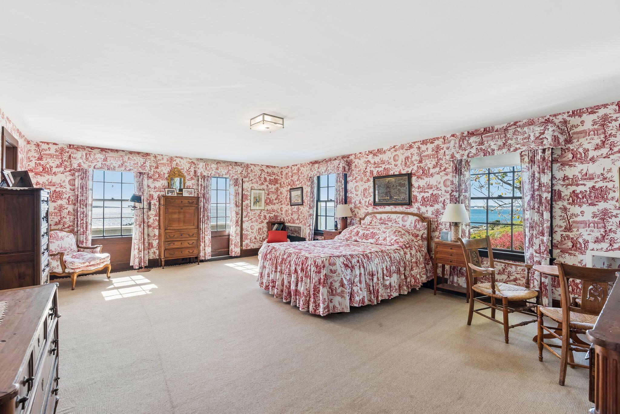 main property photo 50