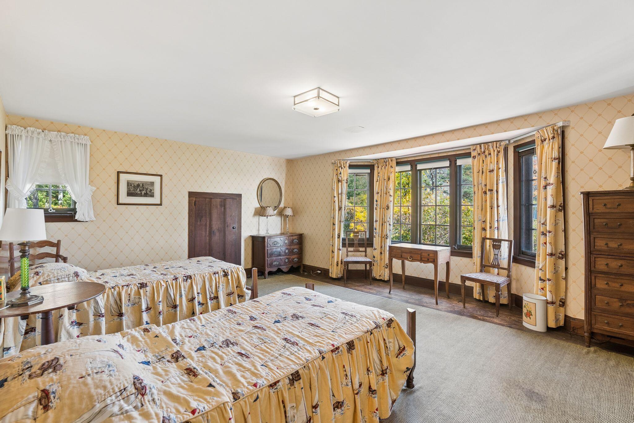 main property photo 57