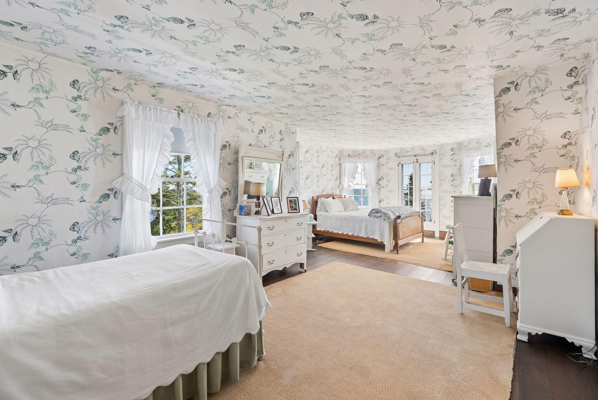 main property photo 70