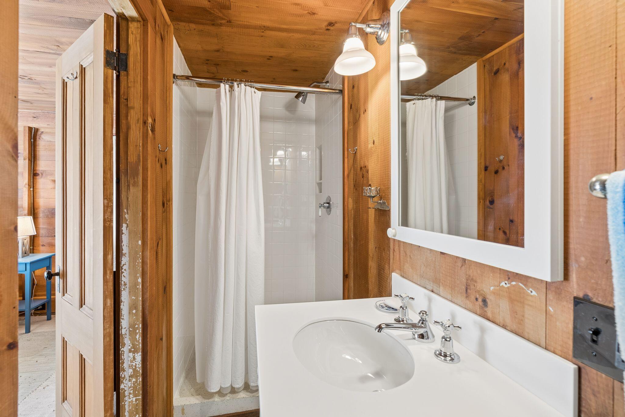 main property photo 77