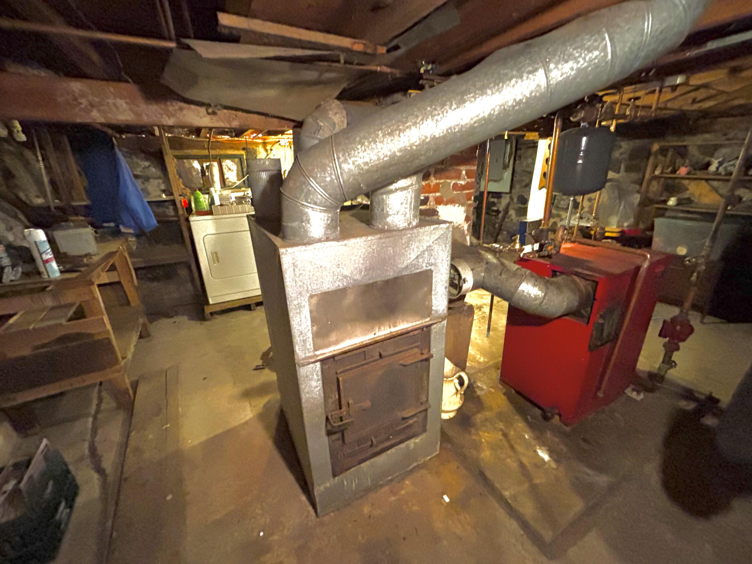 main property photo 30