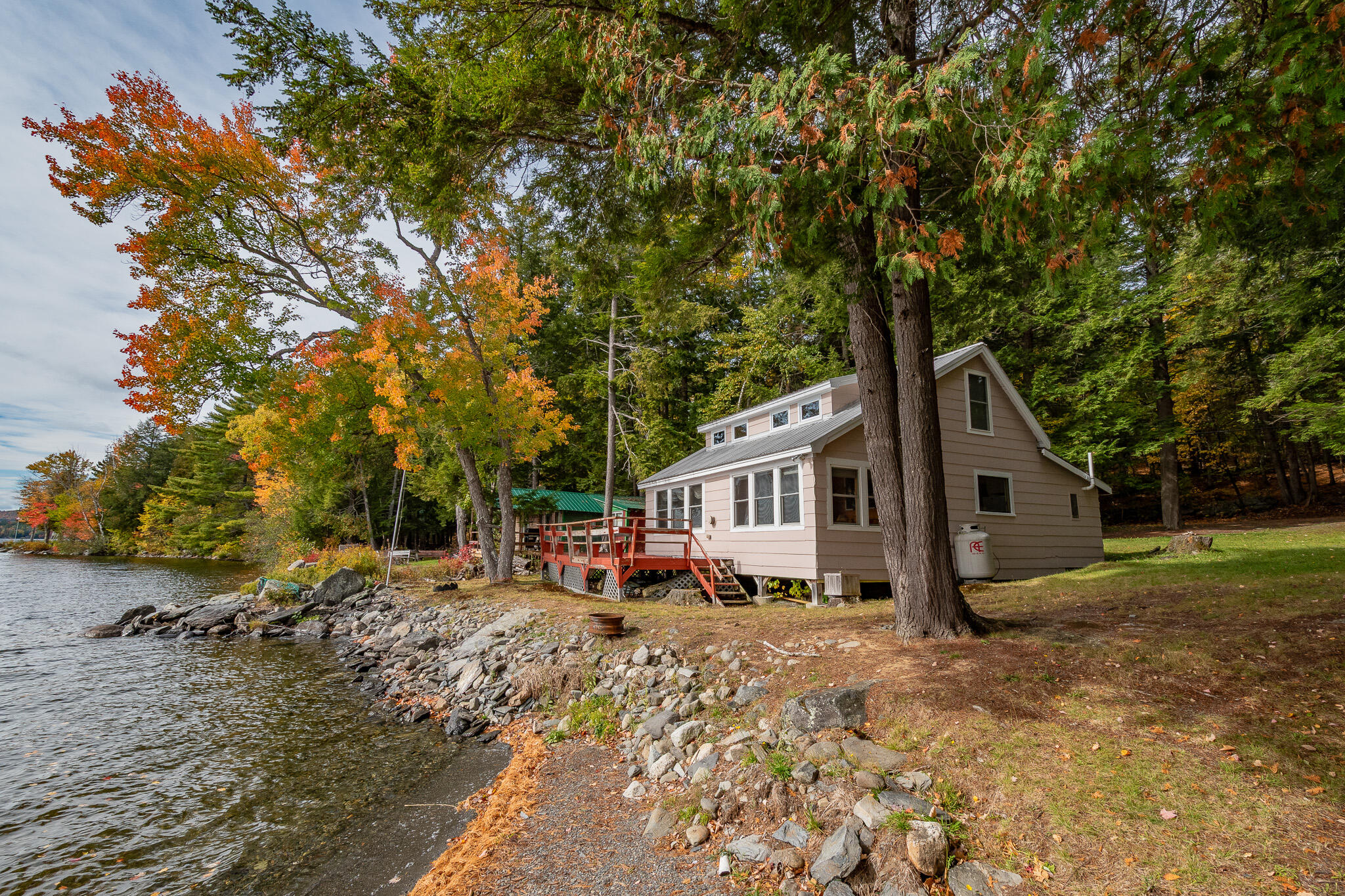 main property photo 37
