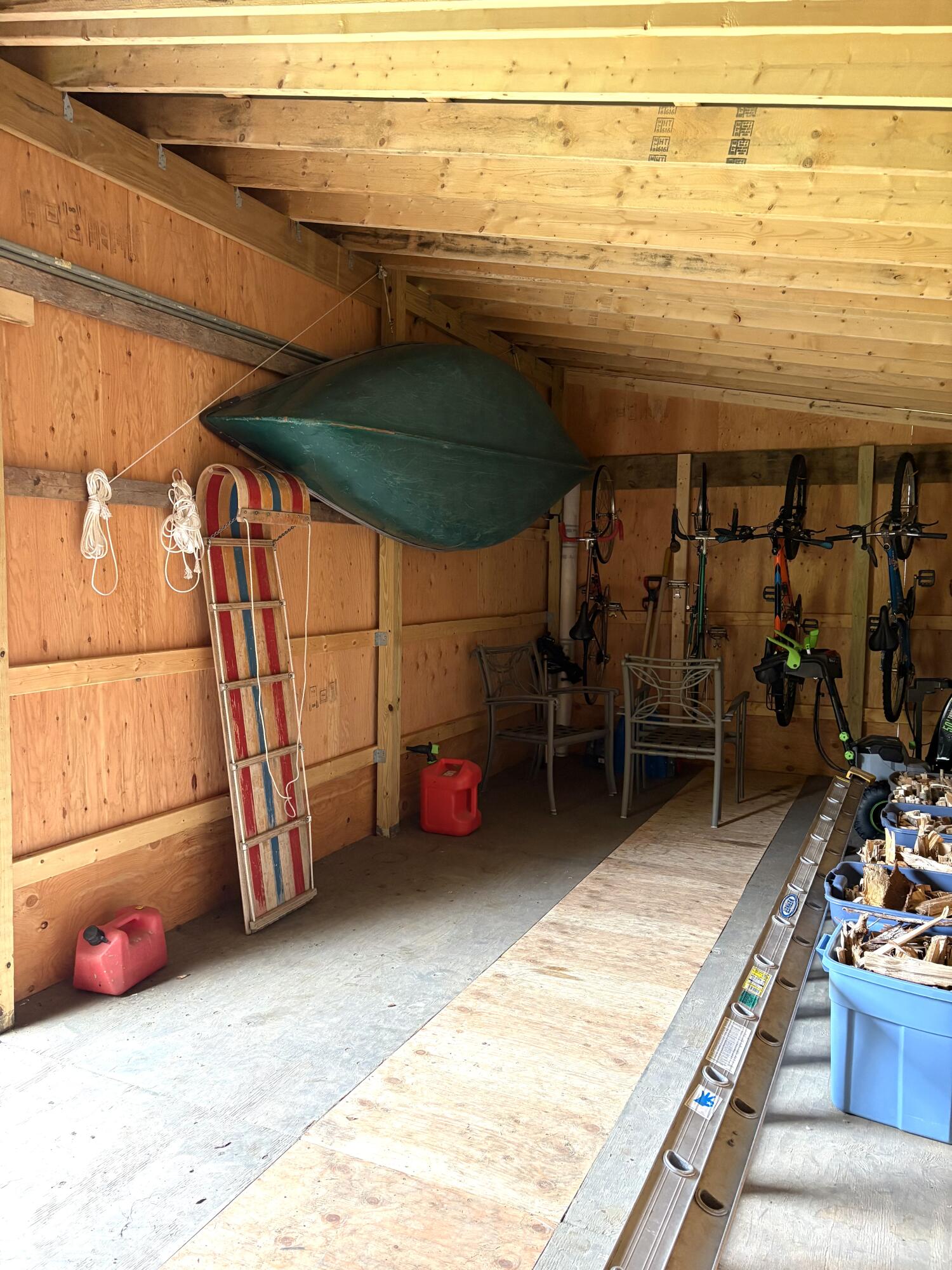 main property photo 51