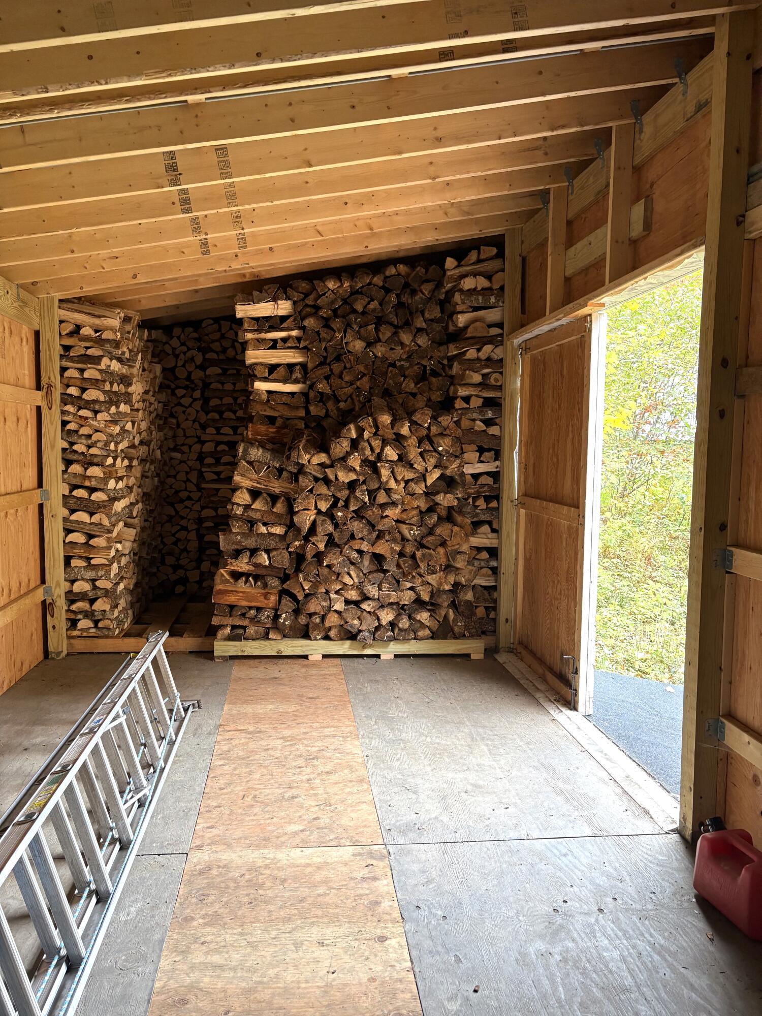 main property photo 52