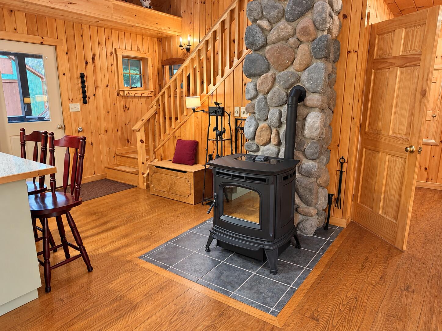 main property photo 9