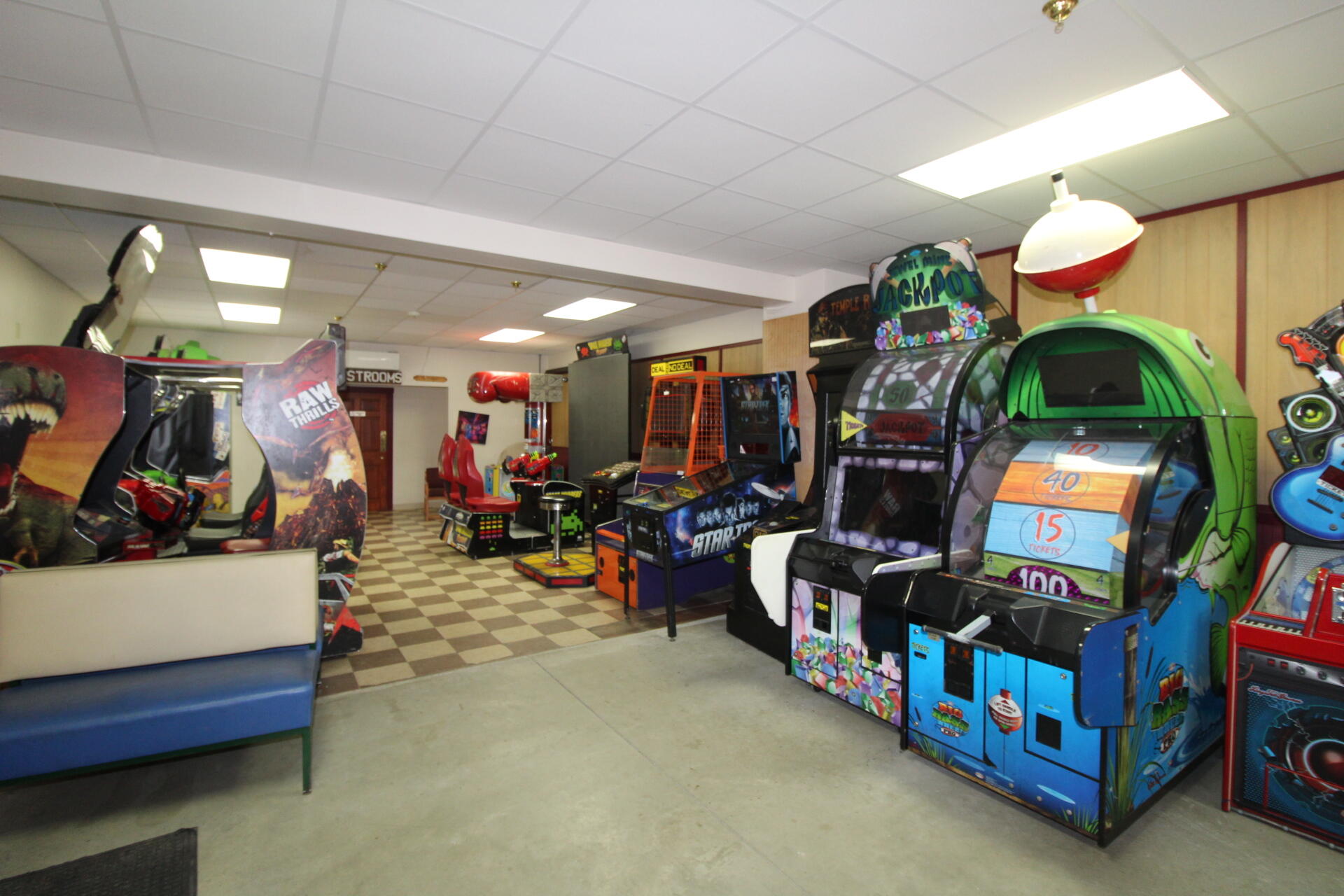 main property photo 27