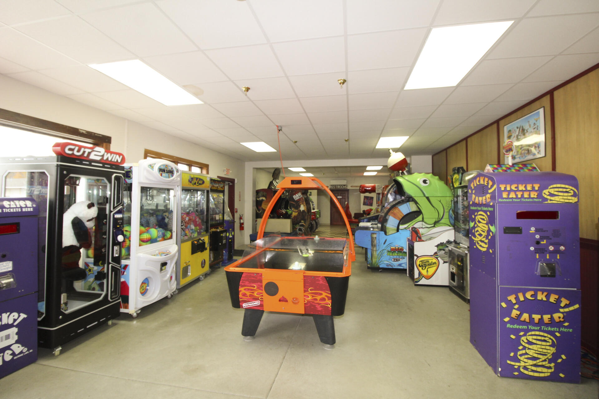 main property photo 30