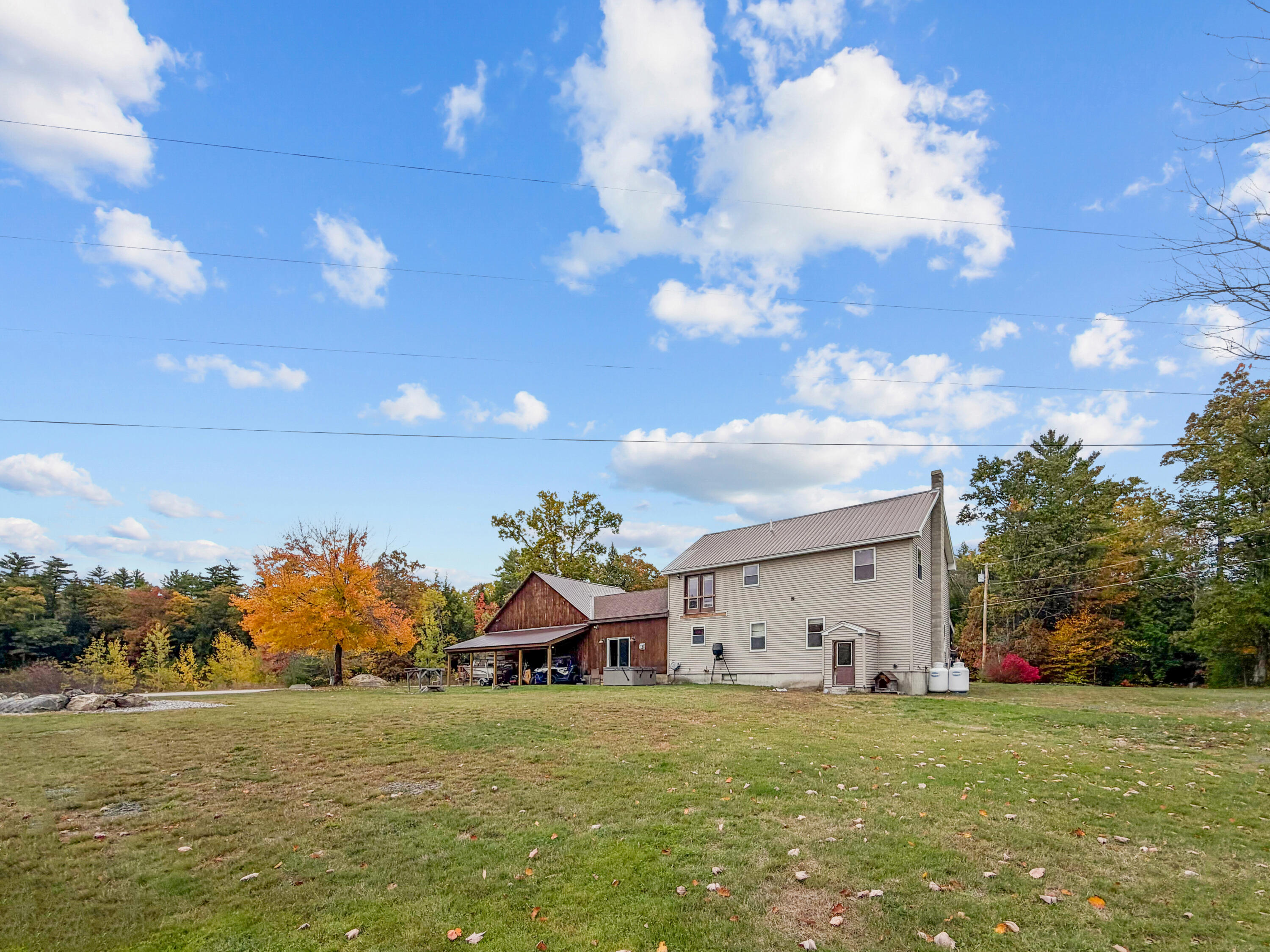 main property photo 40