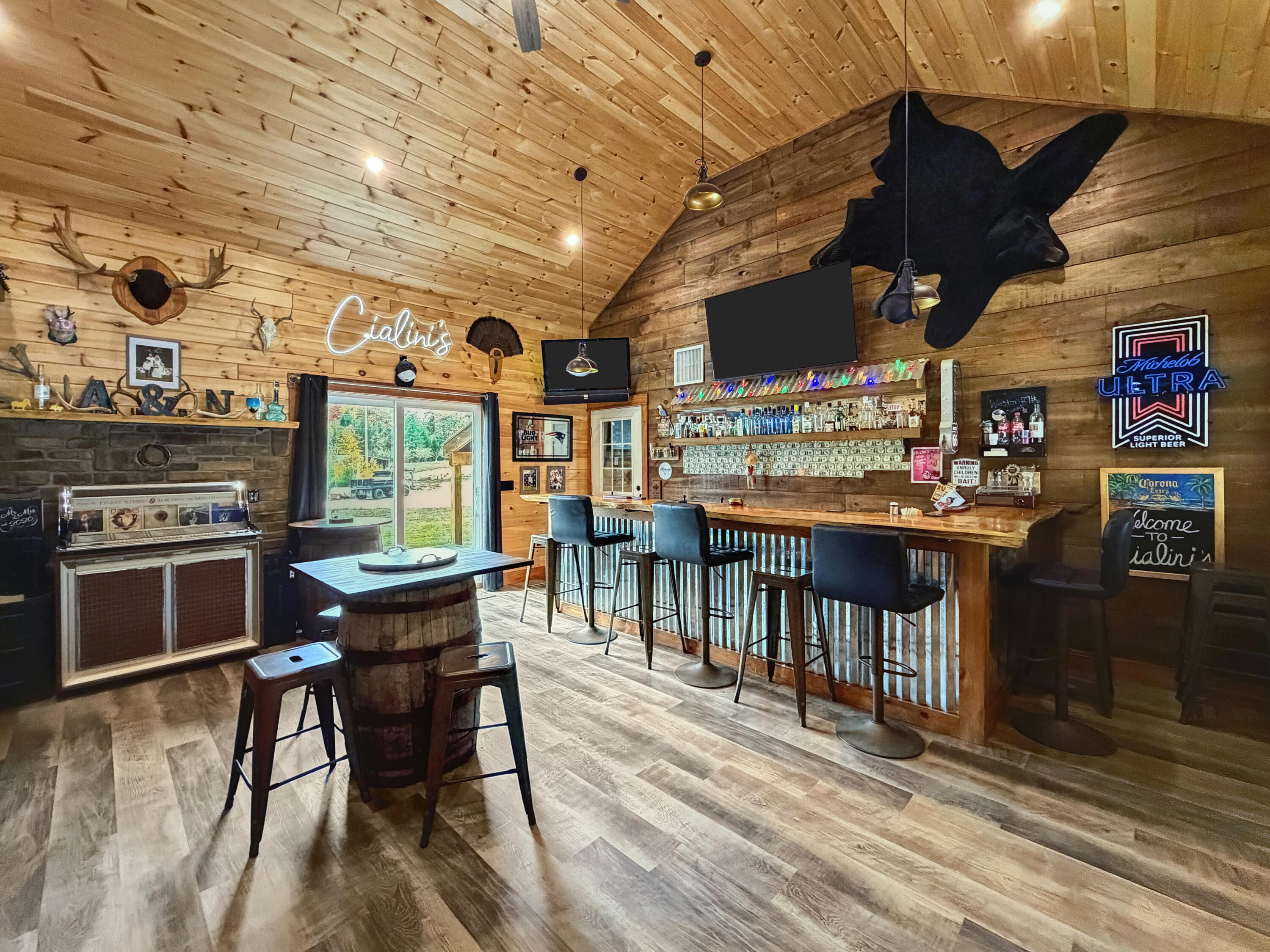 main property photo 9