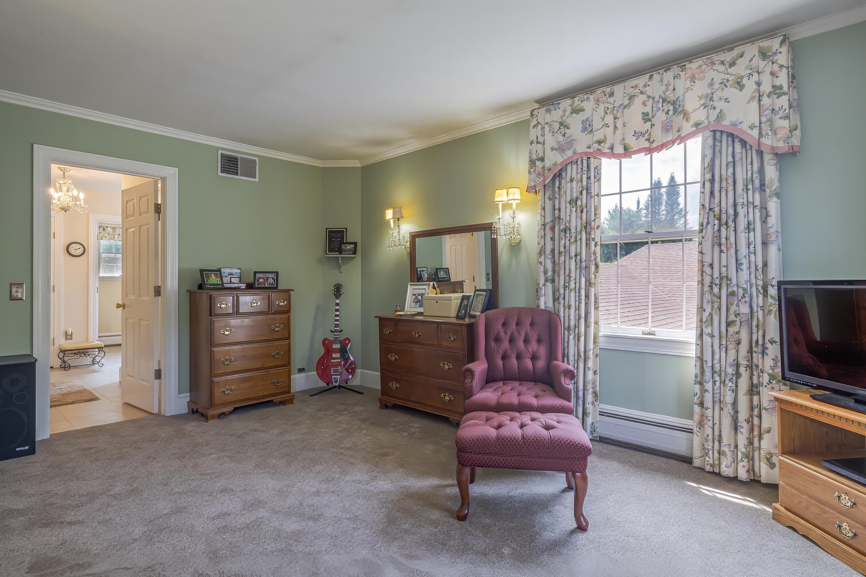 main property photo 68