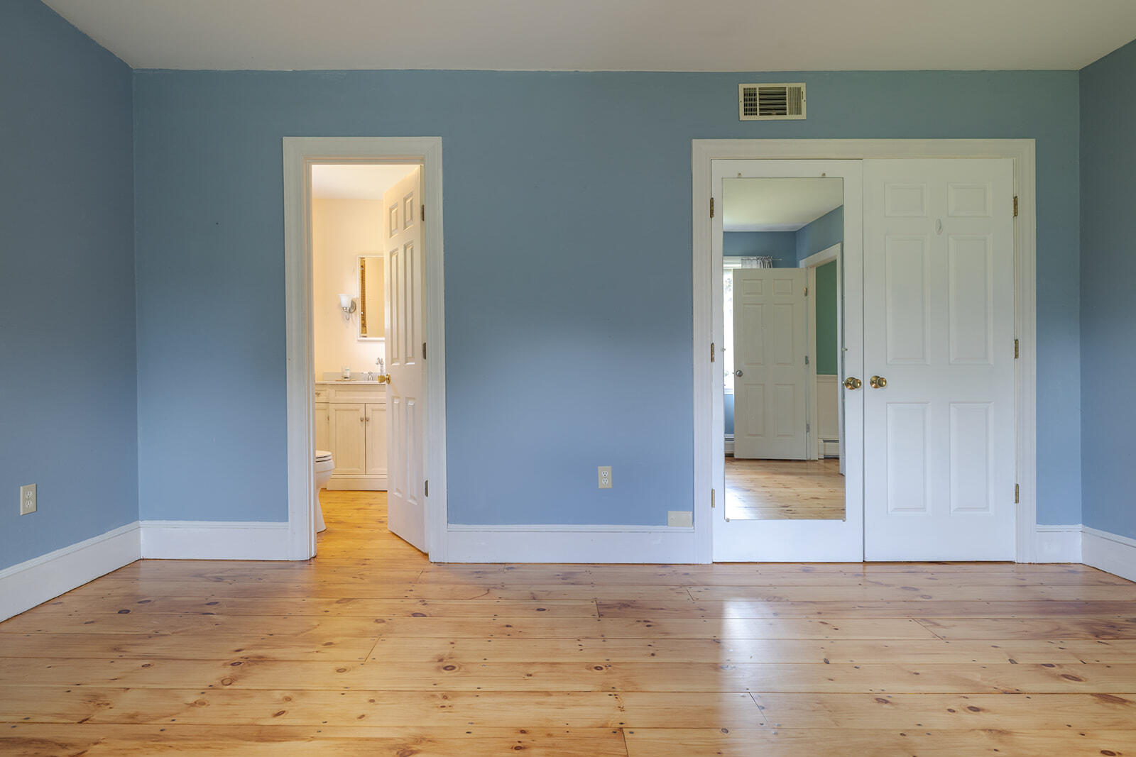 main property photo 74