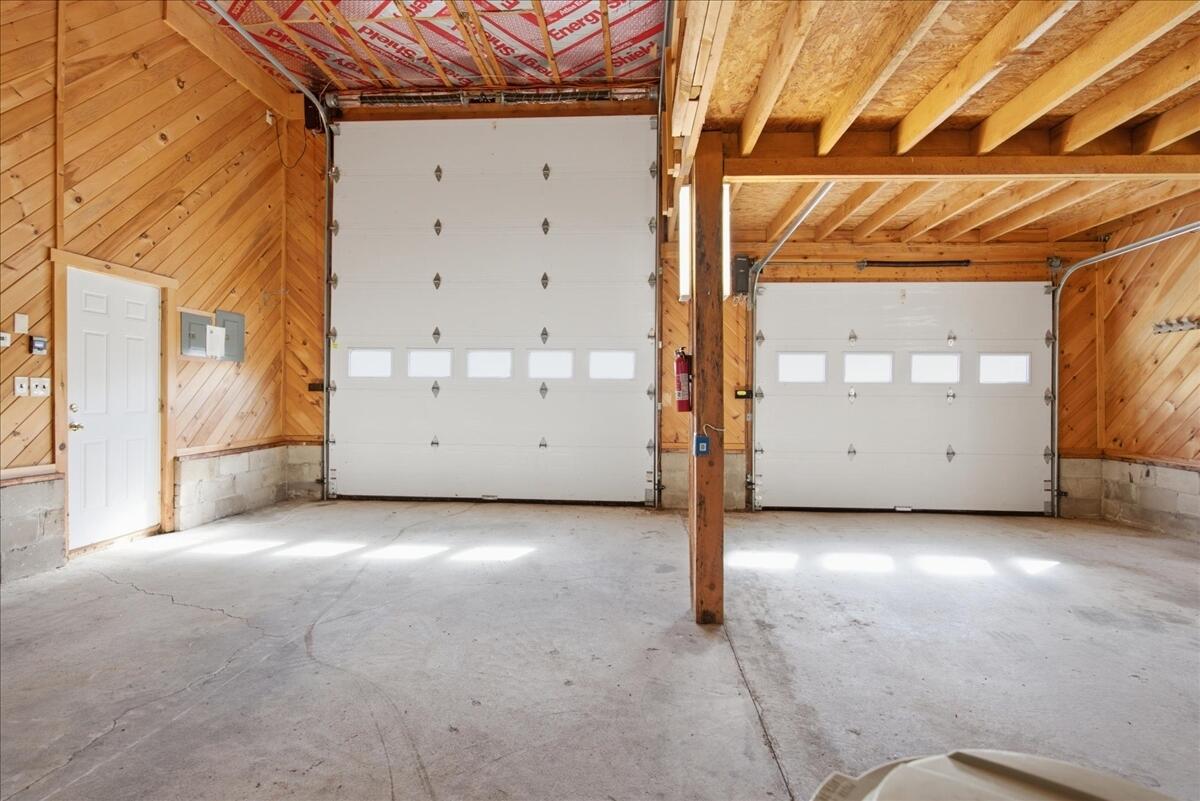 main property photo 124