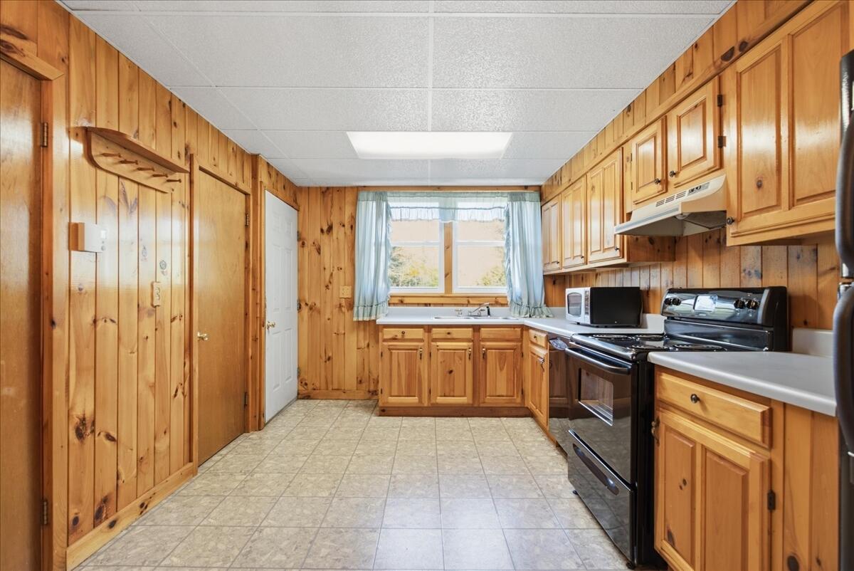 main property photo 92