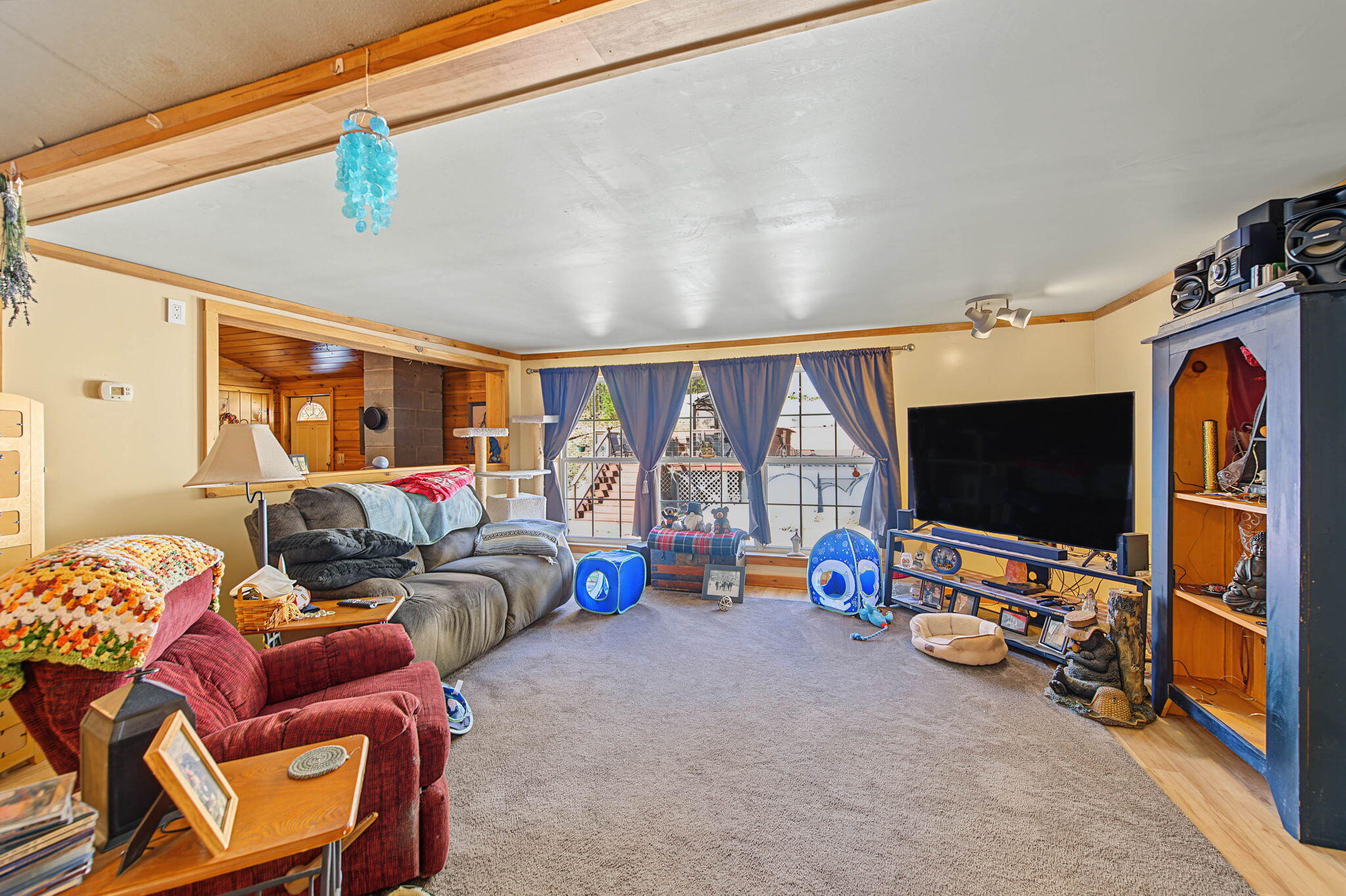 main property photo 20