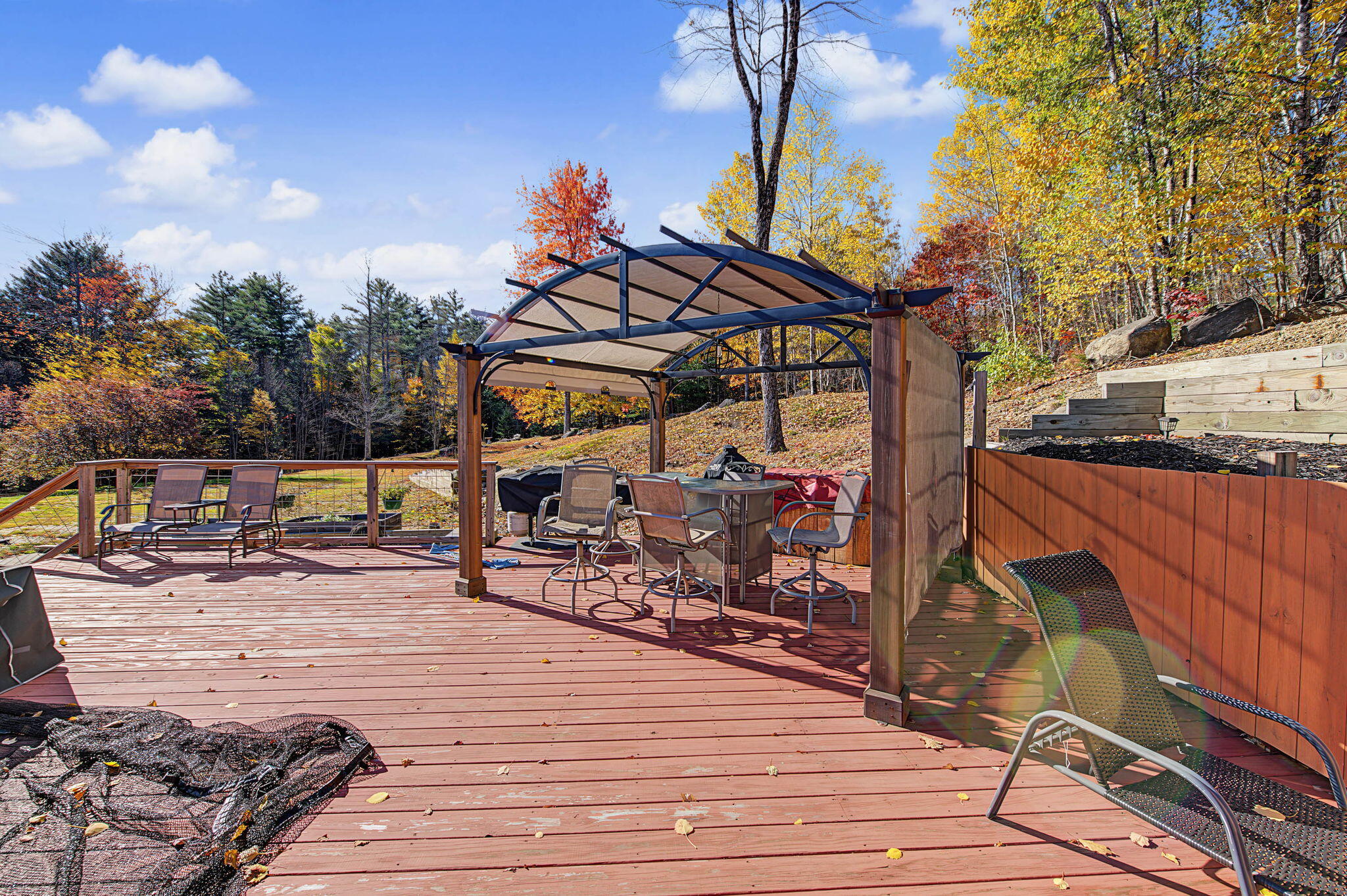 main property photo 28