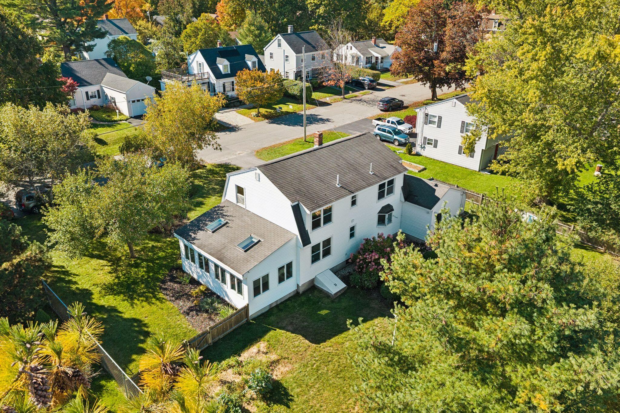 main property photo 14