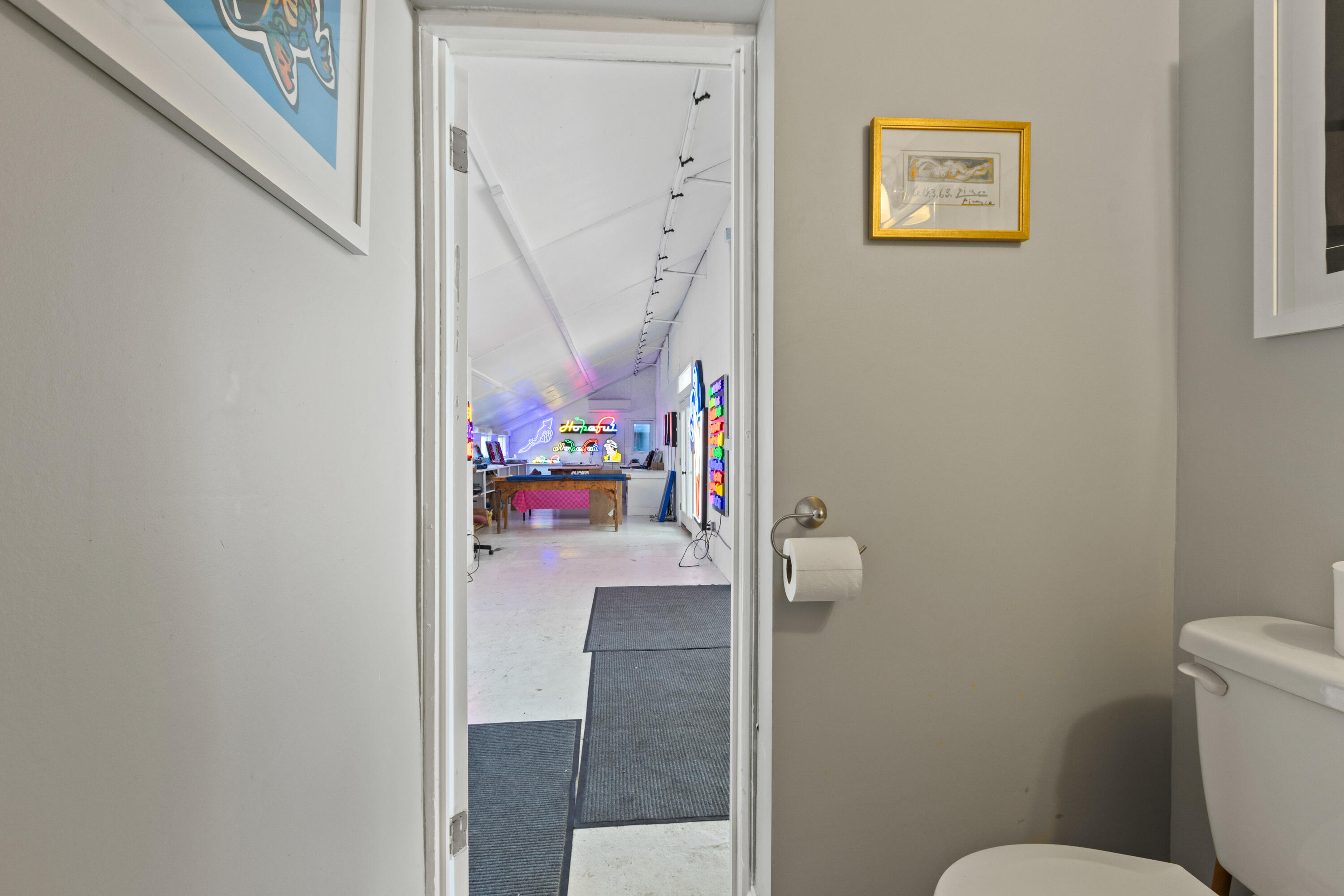main property photo 75