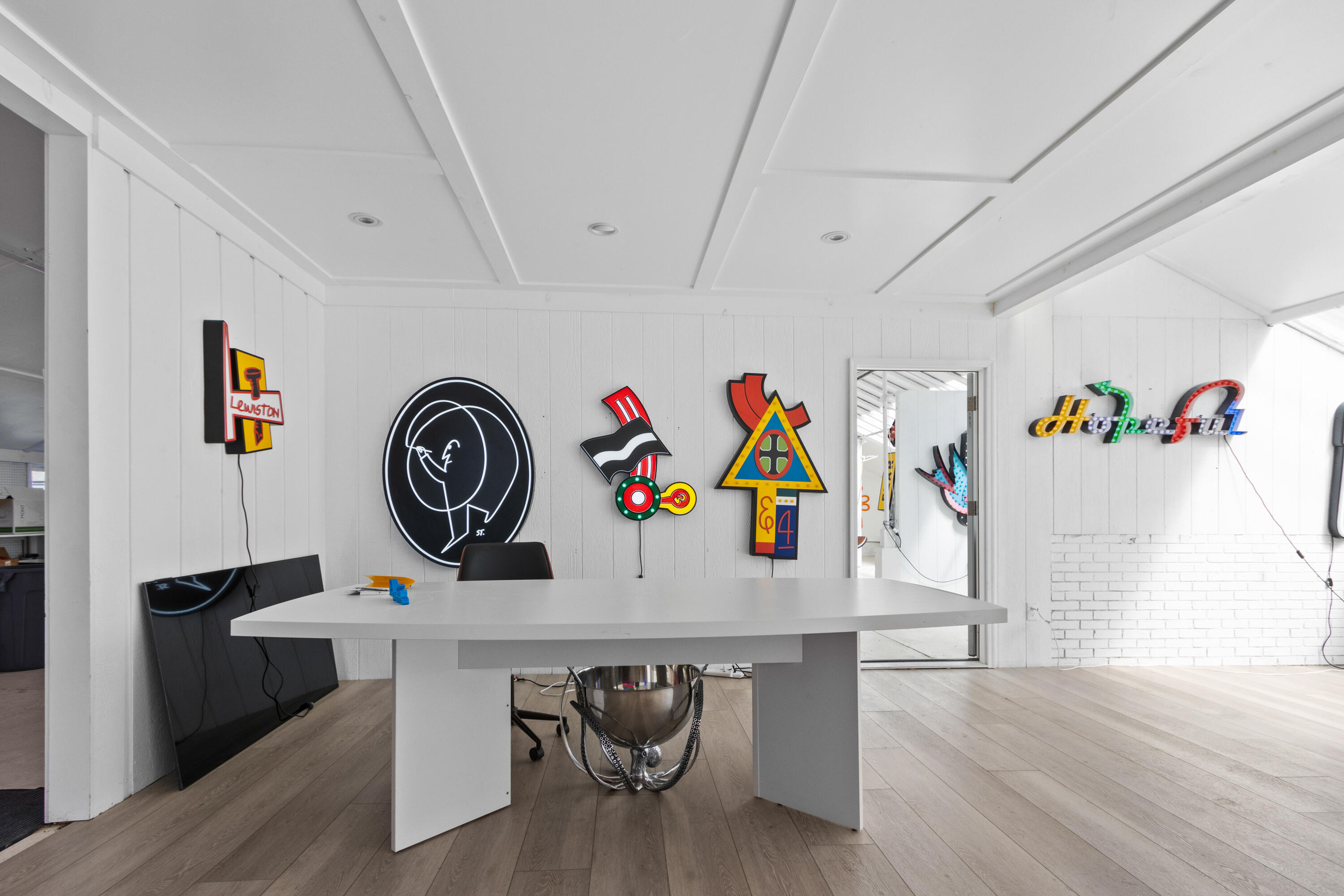 main property photo 77