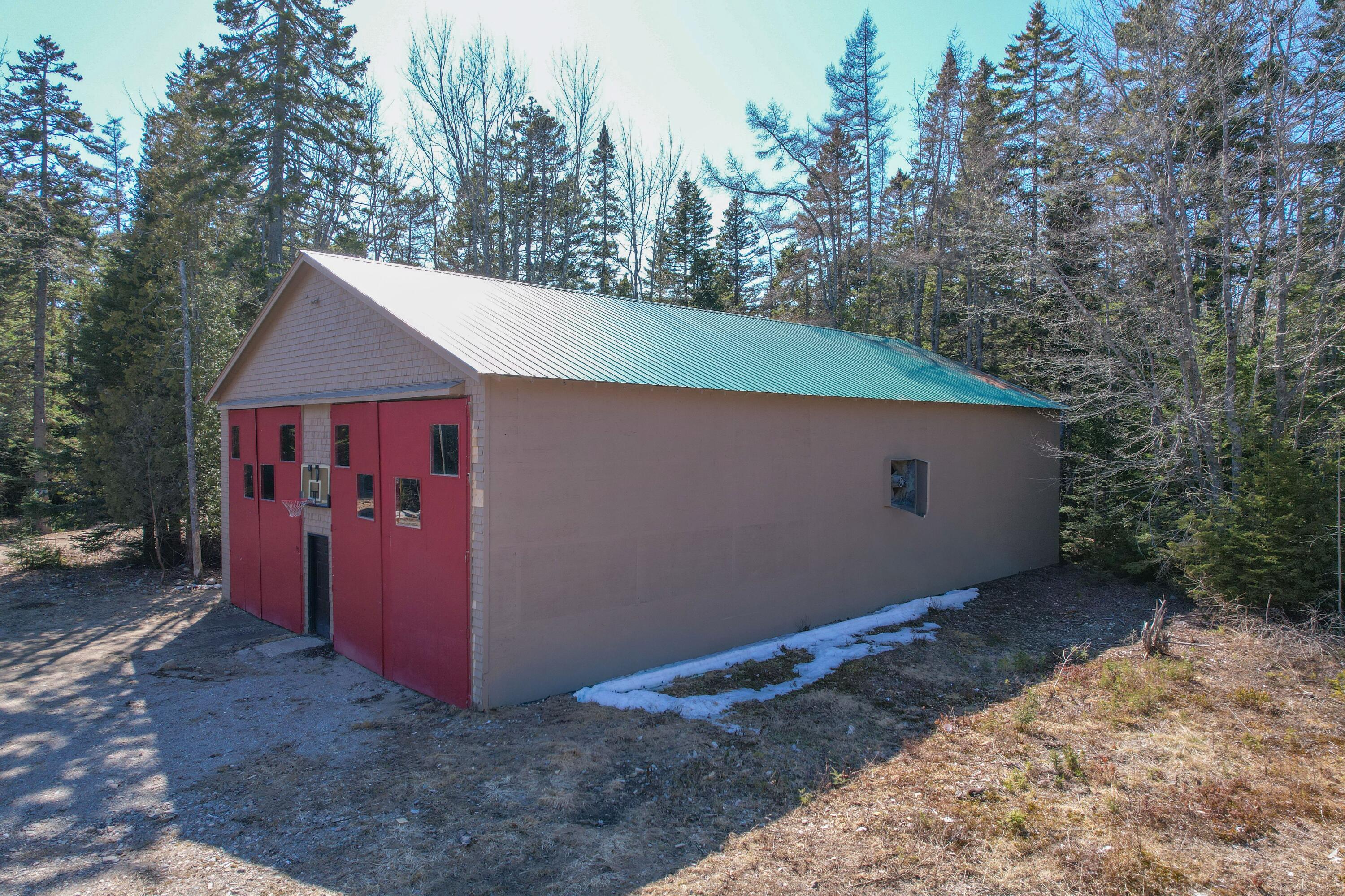 main property photo 19