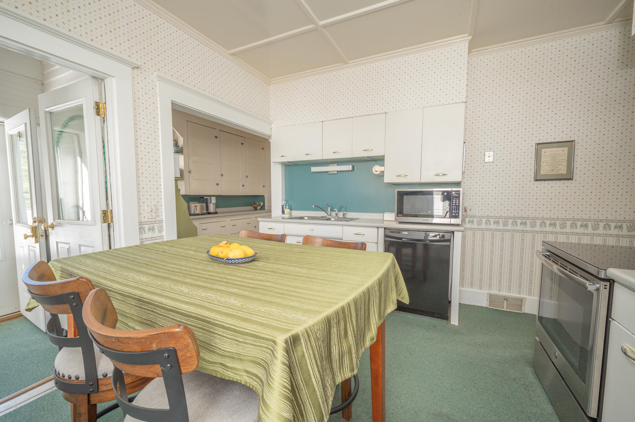 main property photo 12