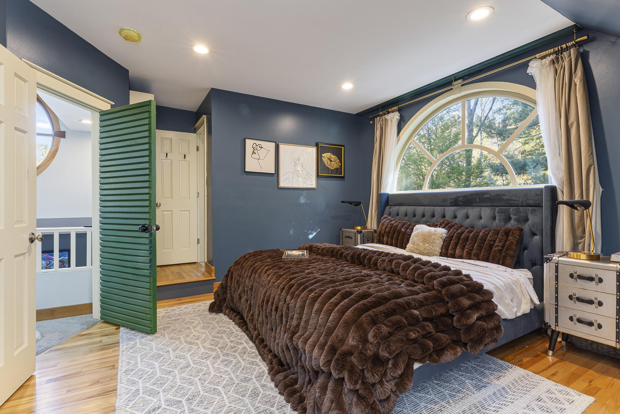 main property photo 34