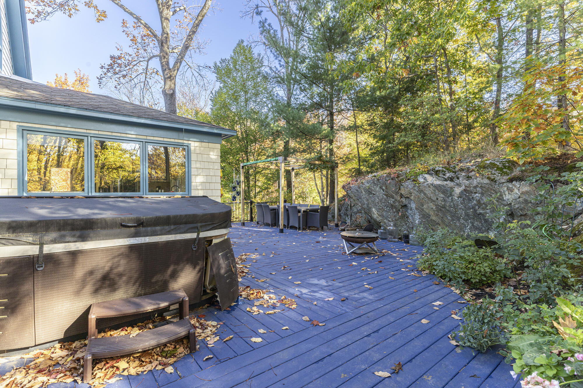 main property photo 44