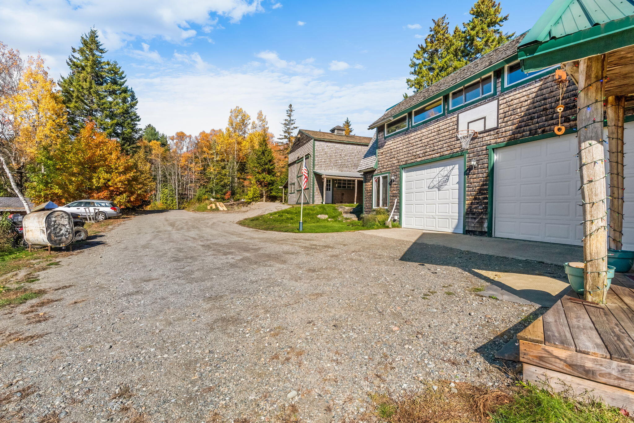 main property photo 23