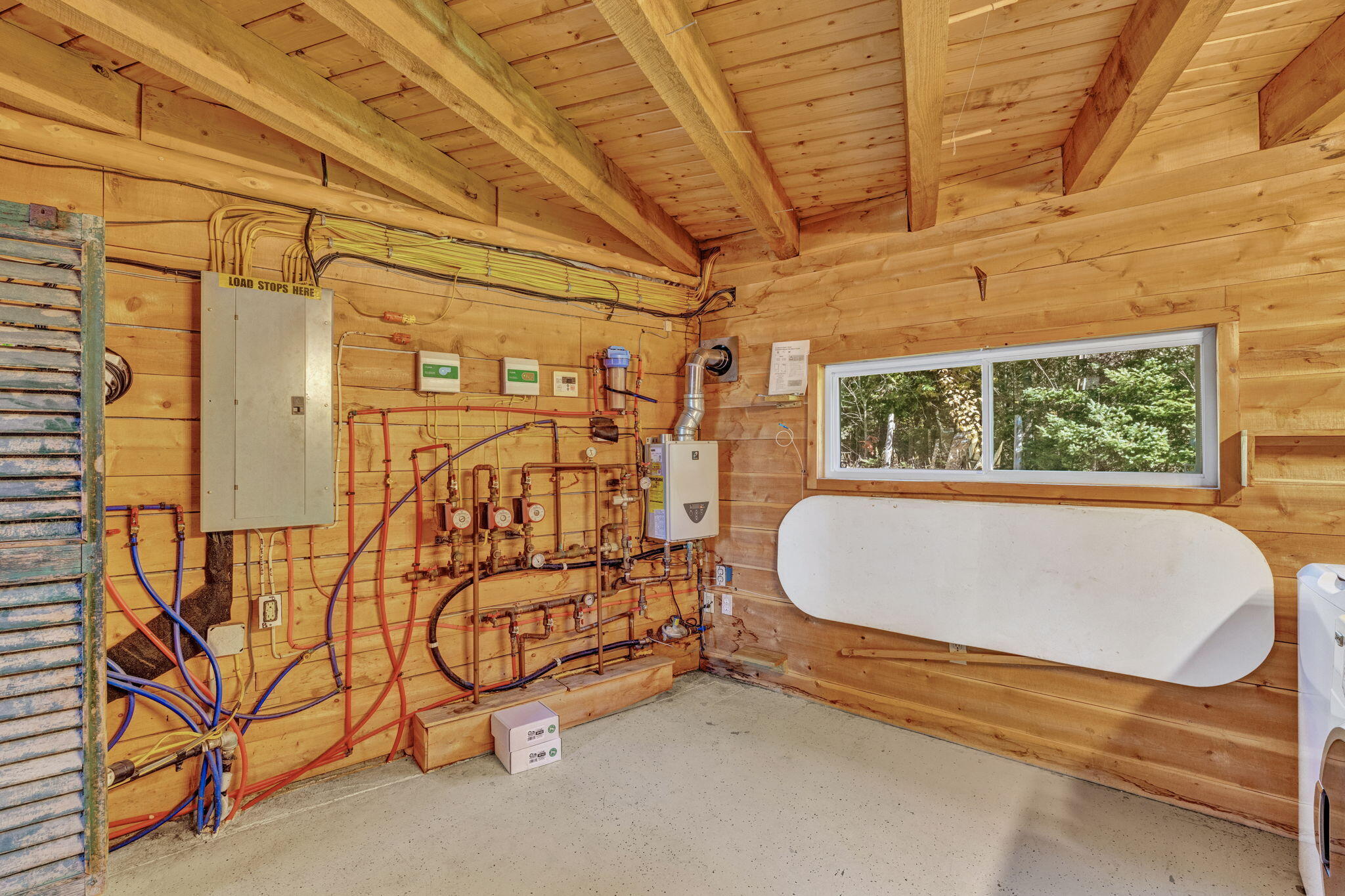 main property photo 31