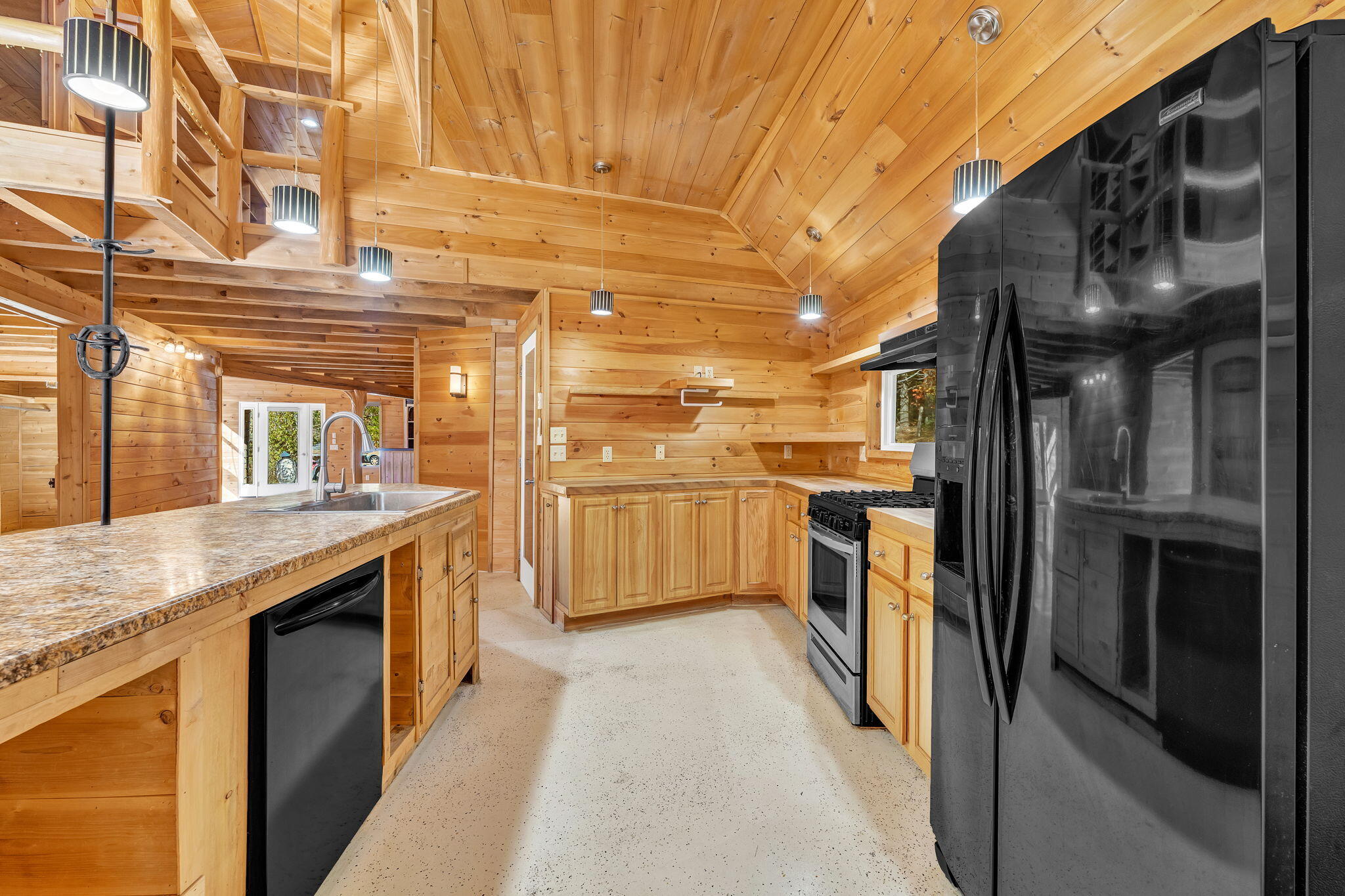 main property photo 43