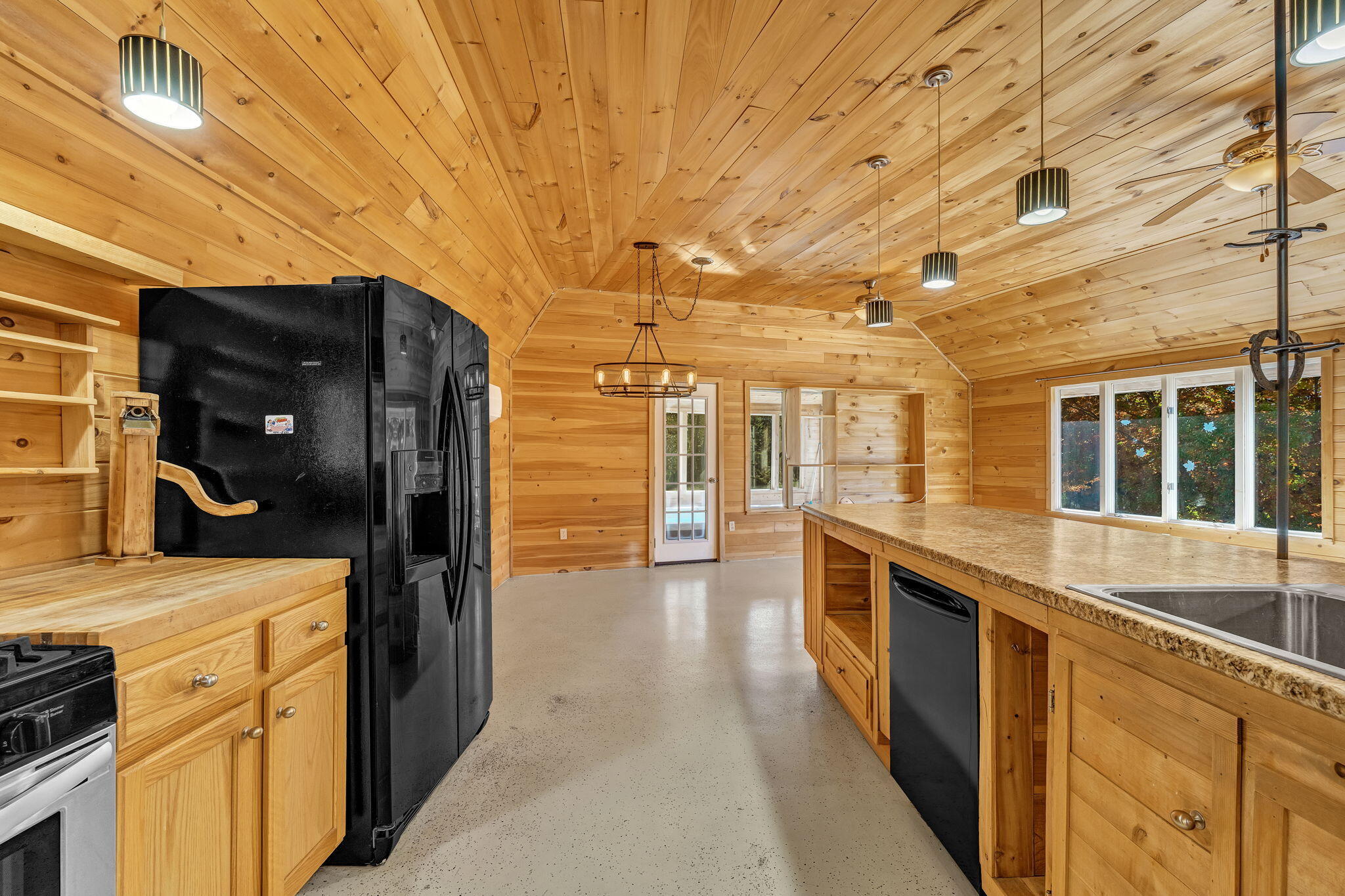 main property photo 45