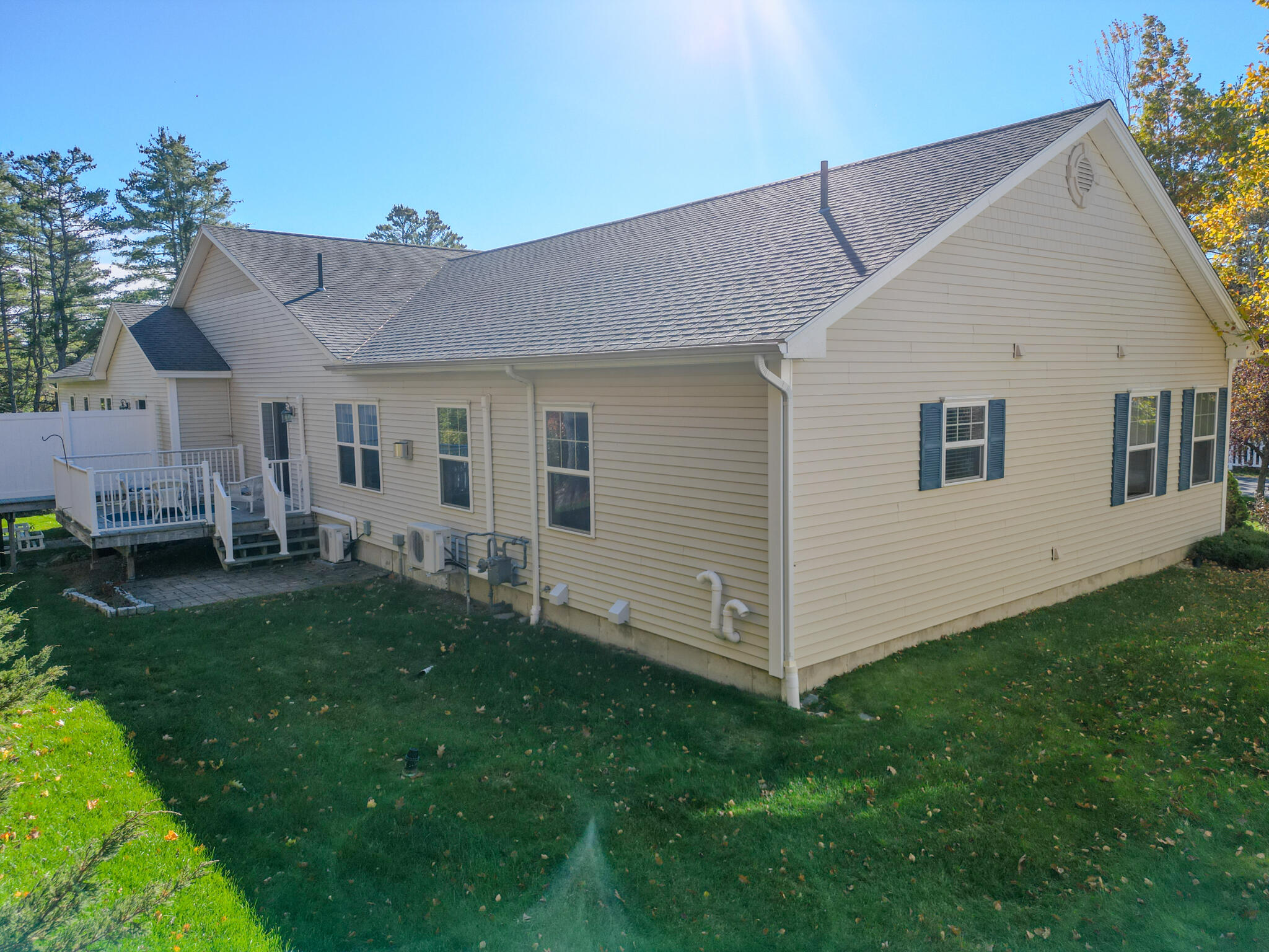 main property photo 44
