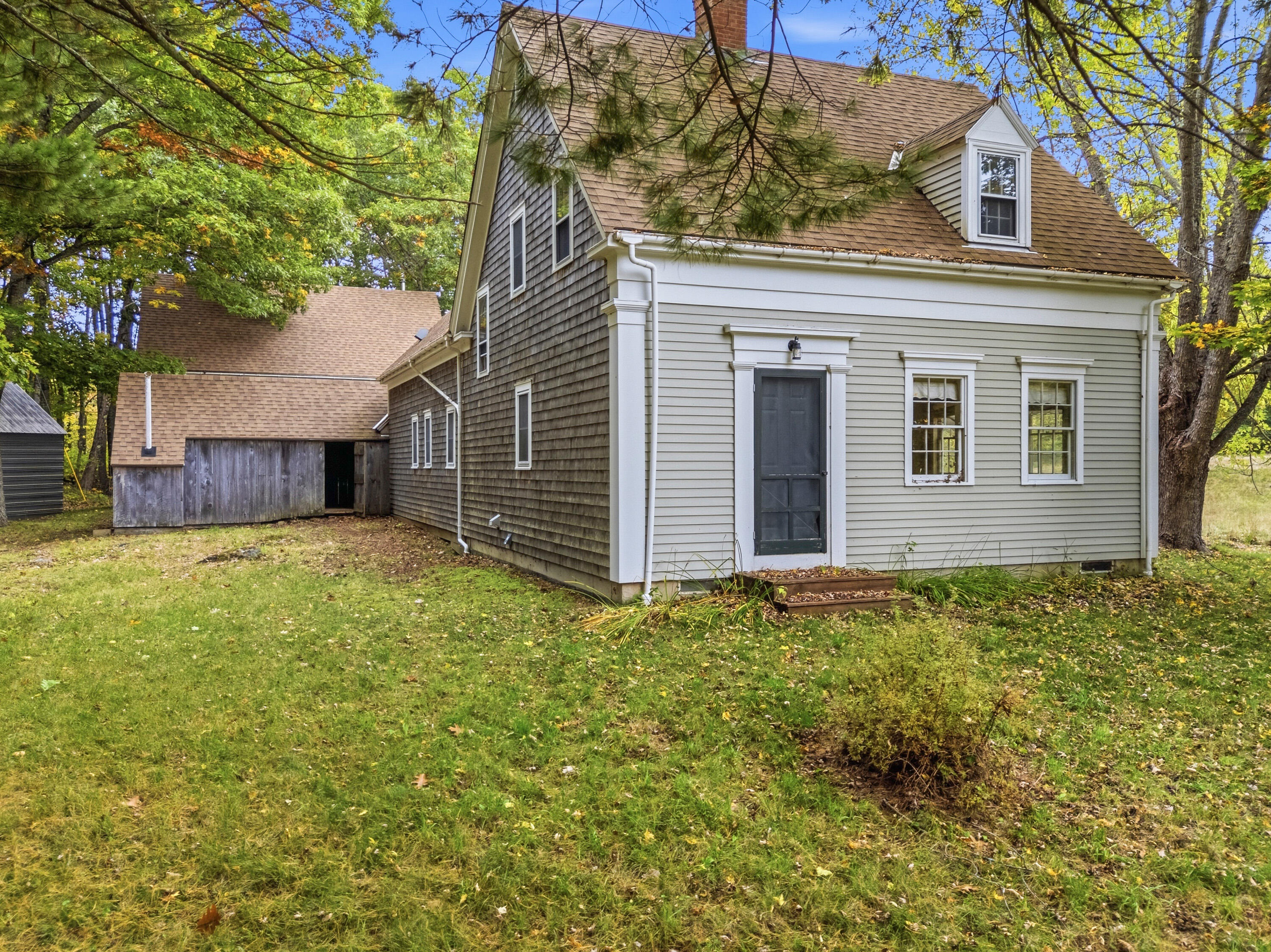 main property photo 74