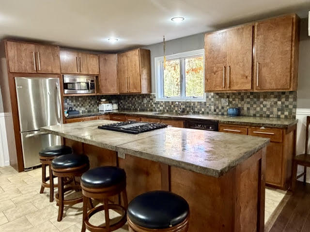 main property photo 5