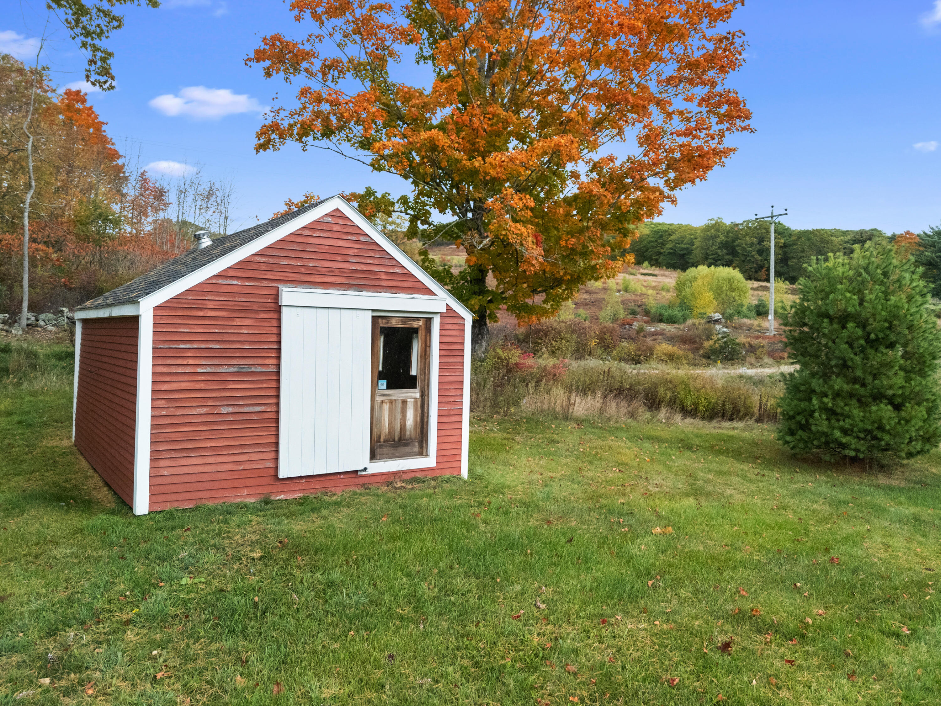 main property photo 34