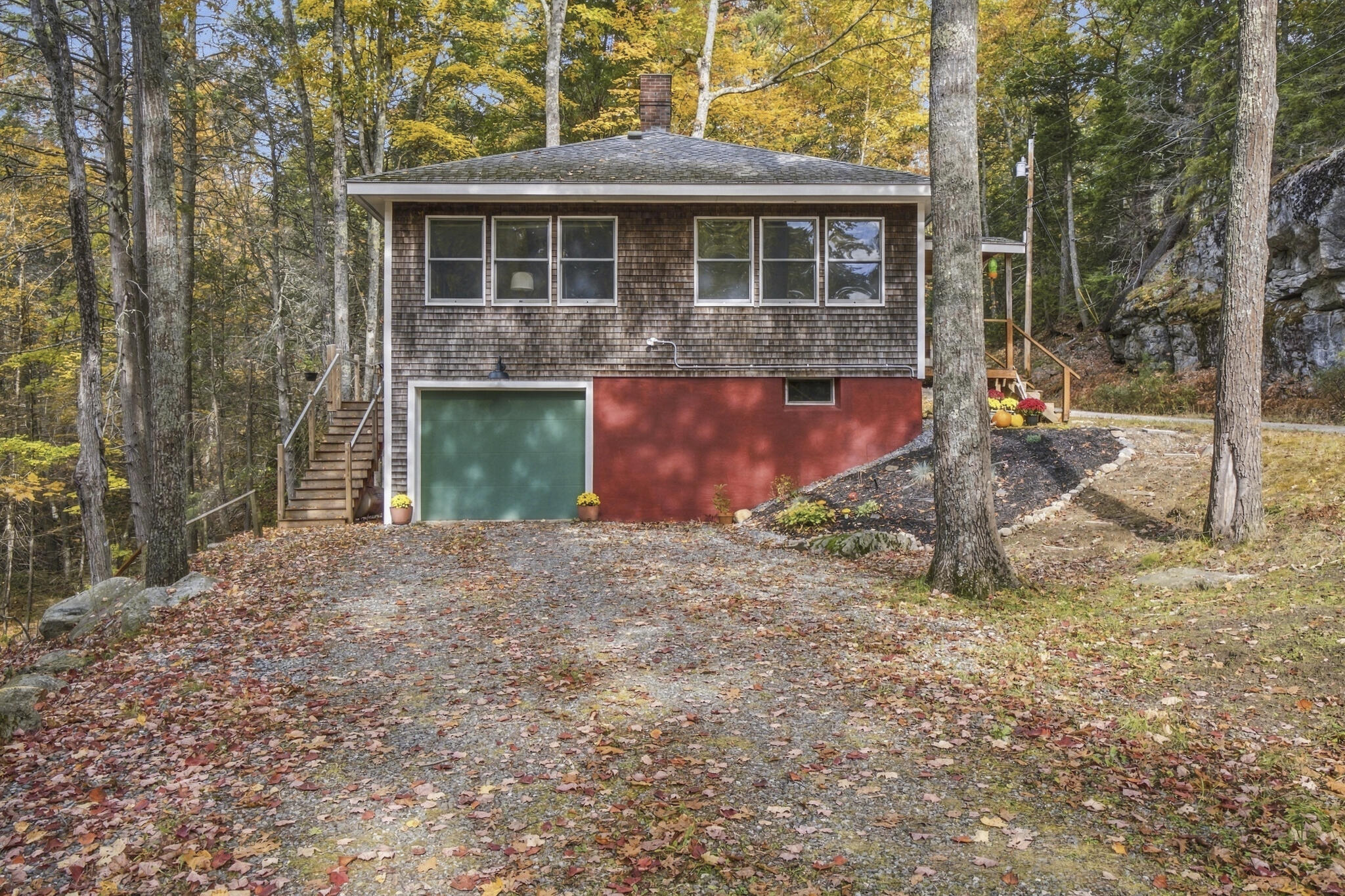 main property photo 34
