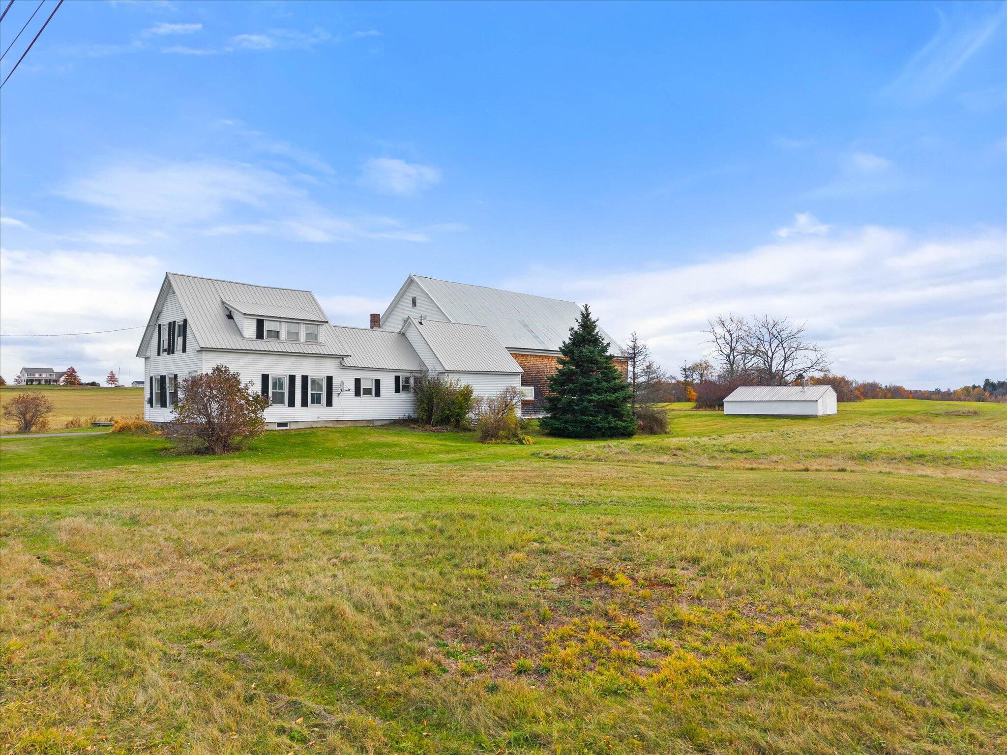 main property photo 37