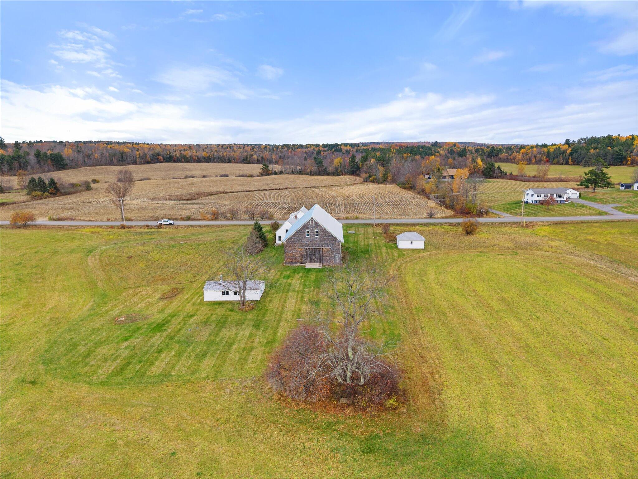 main property photo 44